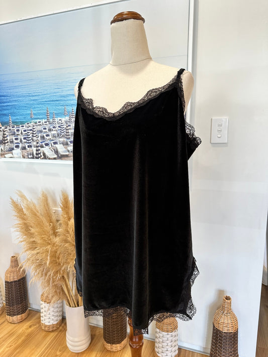 Pagani Velvet Camisole - Size 16 - Black 
