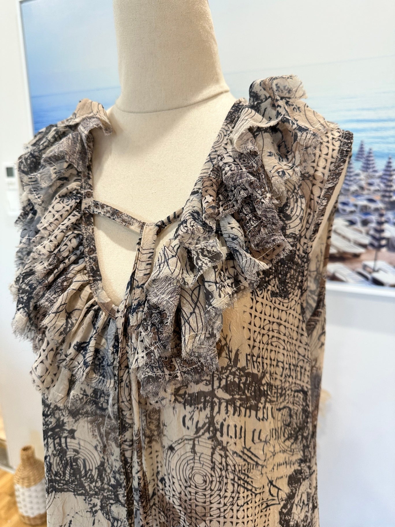 Art Style by Rebecca Herring Dress 14 Beige and black