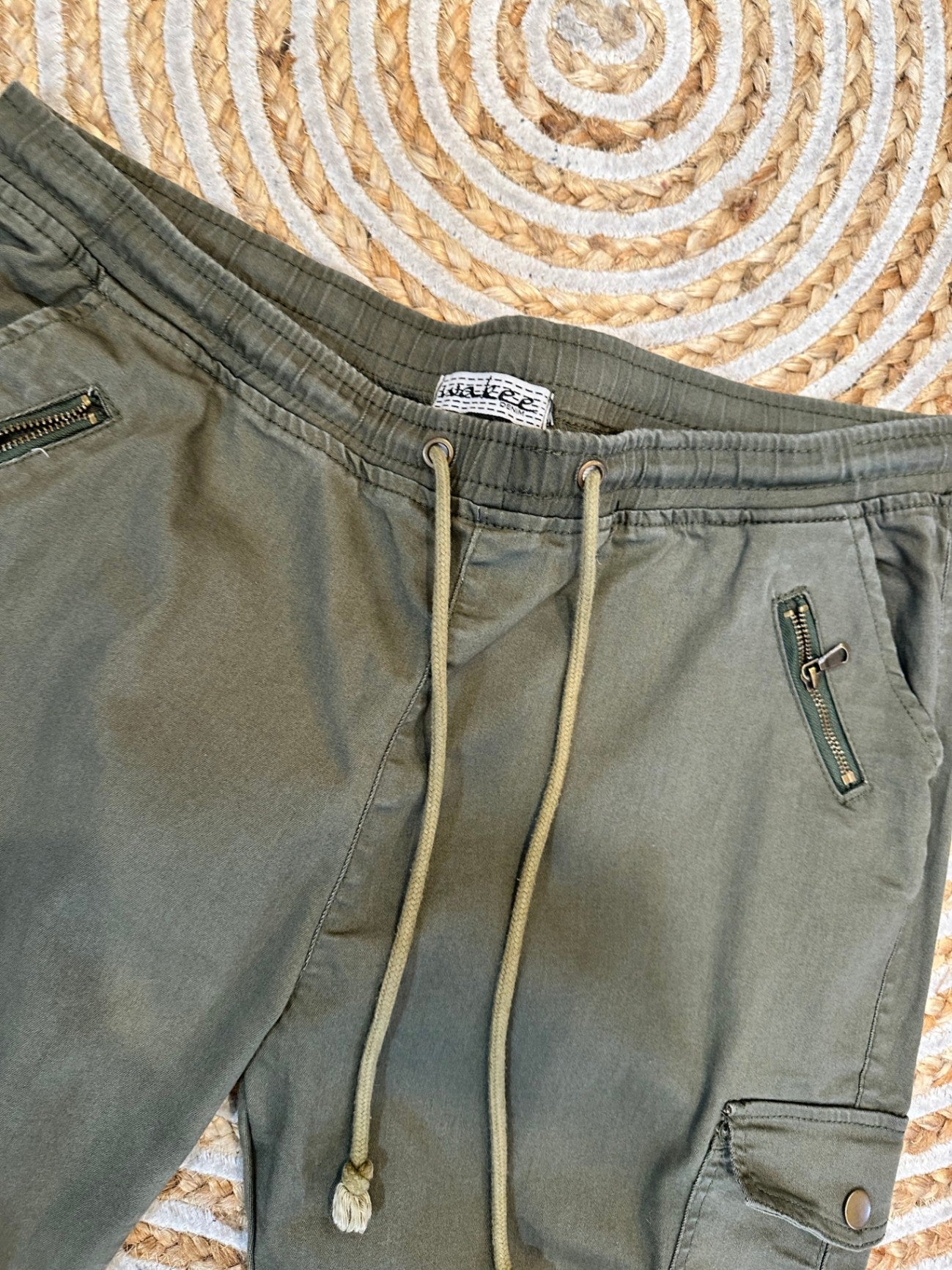 [SALE] Wakee - Drawstring Pants - Size 16 - Olive green
