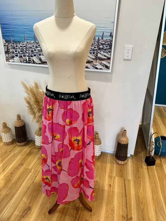 [SALE] [NEW] Federation Skirt - Large - Pink with red, yellow, and black floral pattern