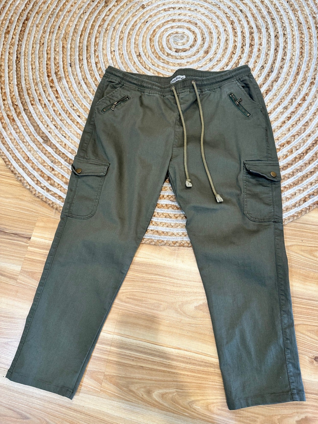 [SALE] Wakee - Drawstring Pants - Size 16 - Olive green