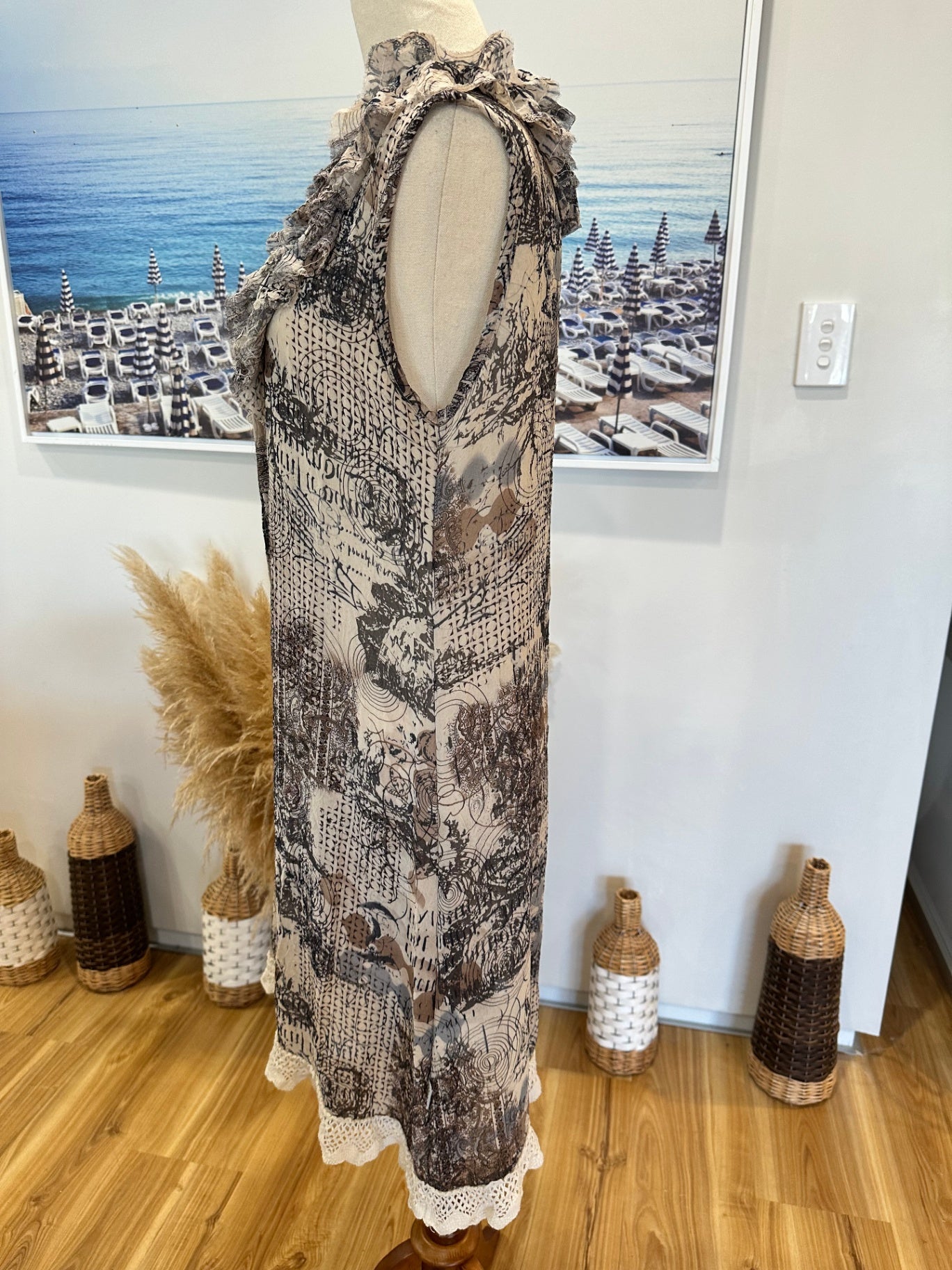 Art Style by Rebecca Herring Dress 14 Beige and black