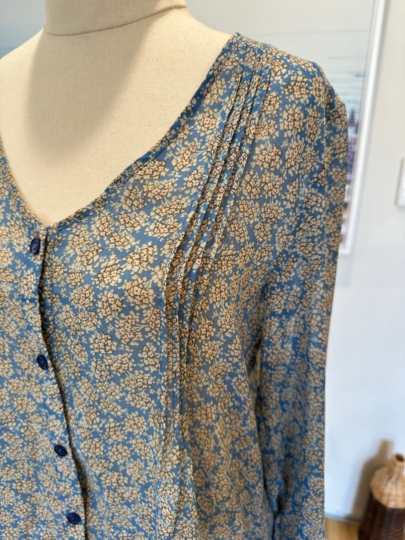 Ketz-Ke Blouse - Size 8 - Blue and beige