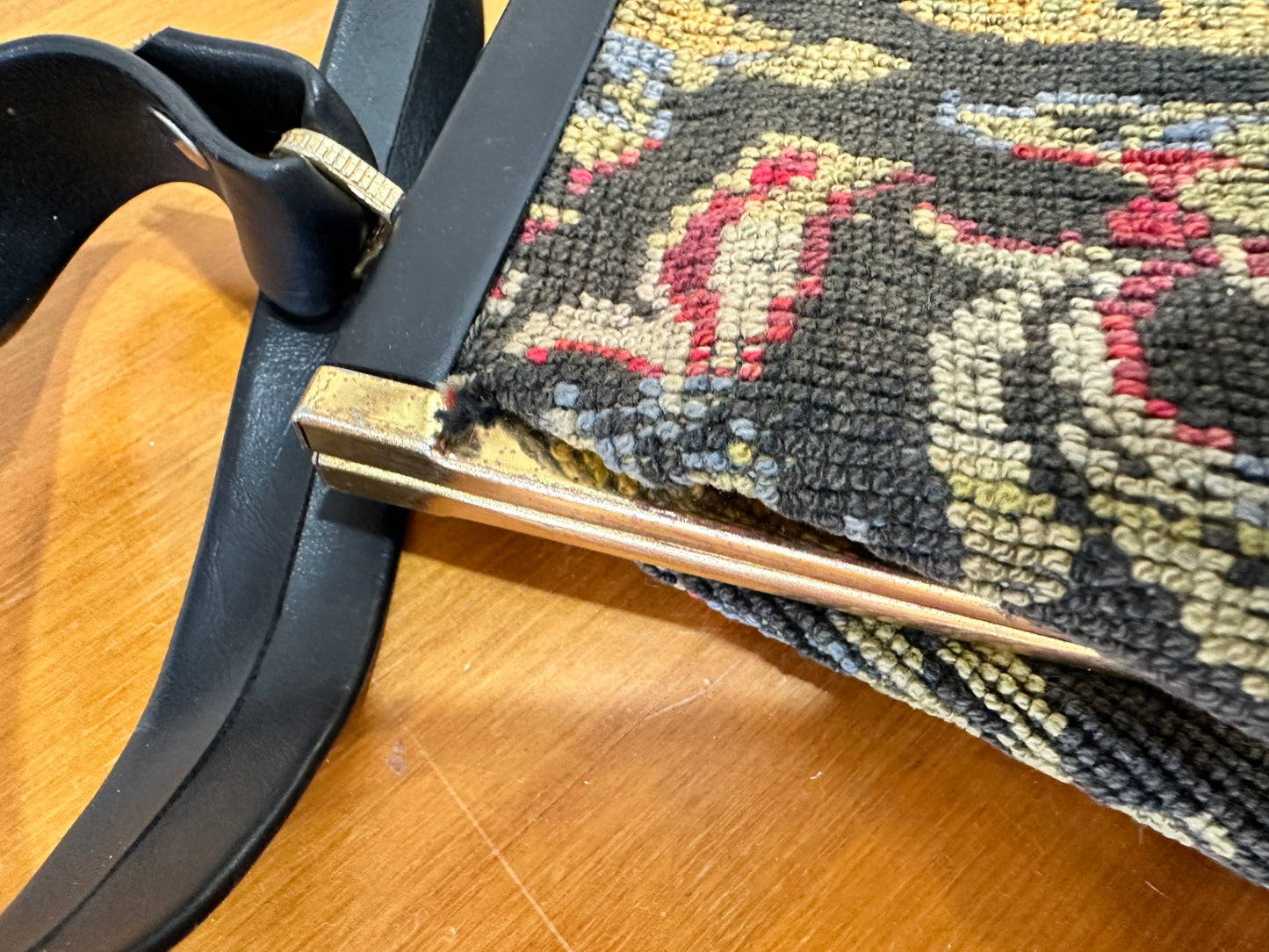 [SALE] Vintage Handbag - Tapestry