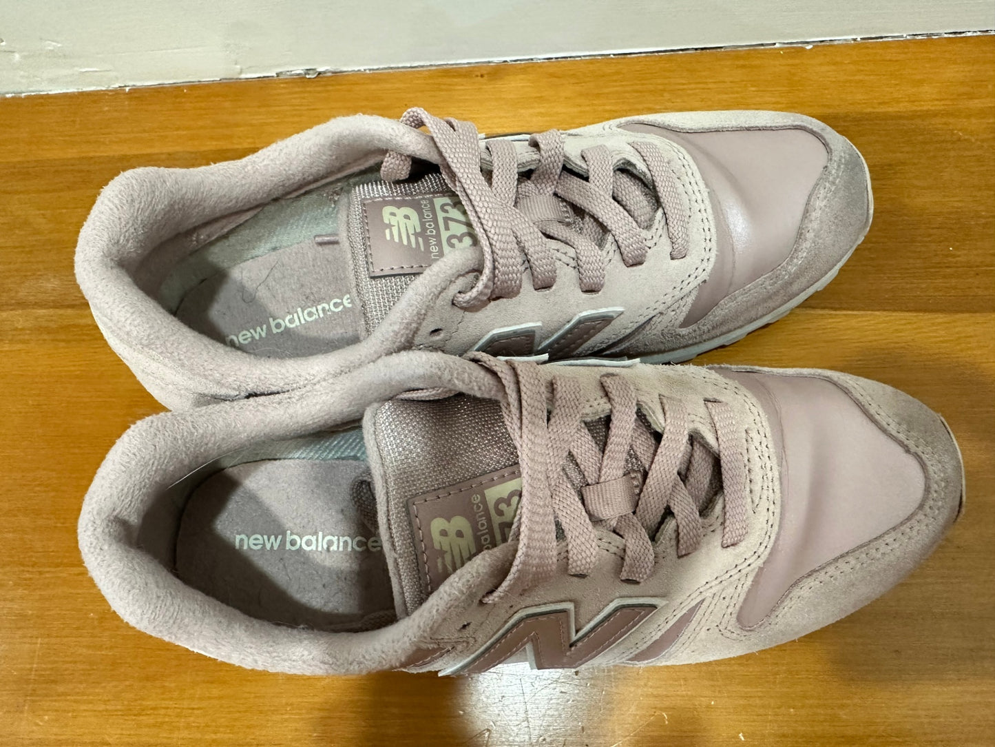 New Balance - Pale Pink Sneakers - Size 7