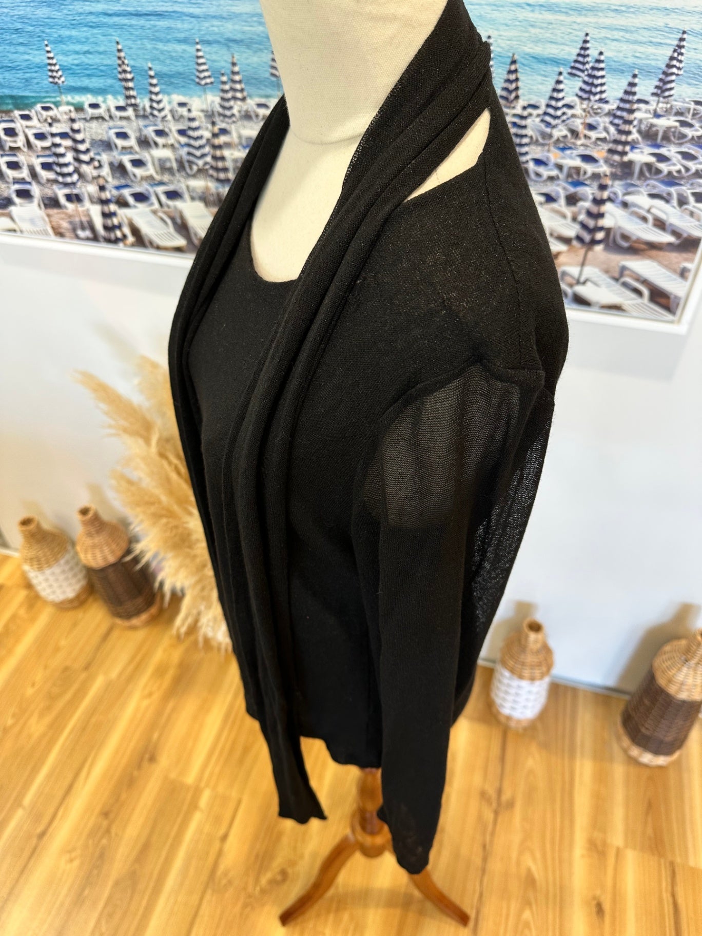 [SALE] Valerie Frank -- Black Top - Size 14 - Made in New Zealand