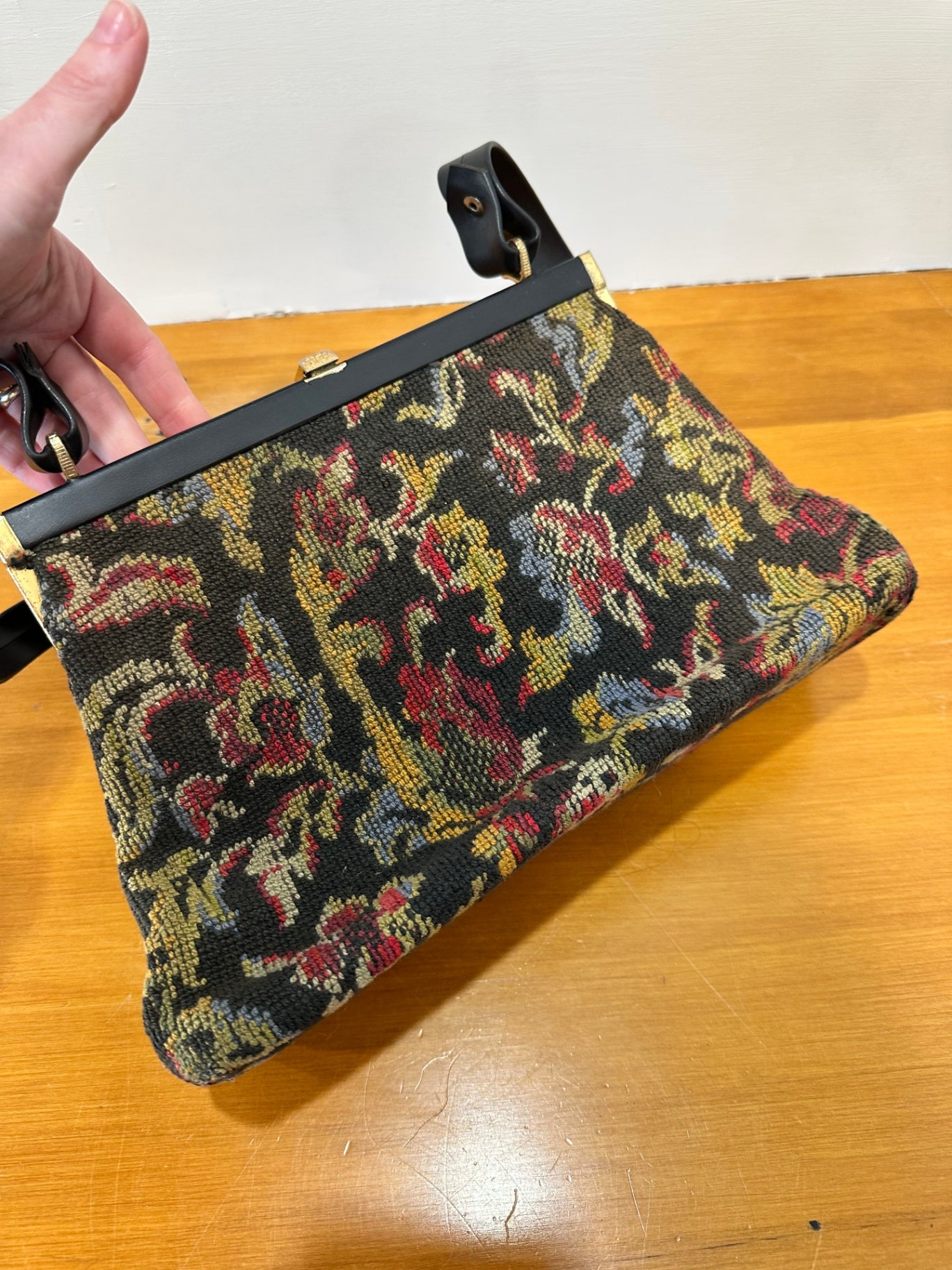 [SALE] Vintage Handbag - Tapestry