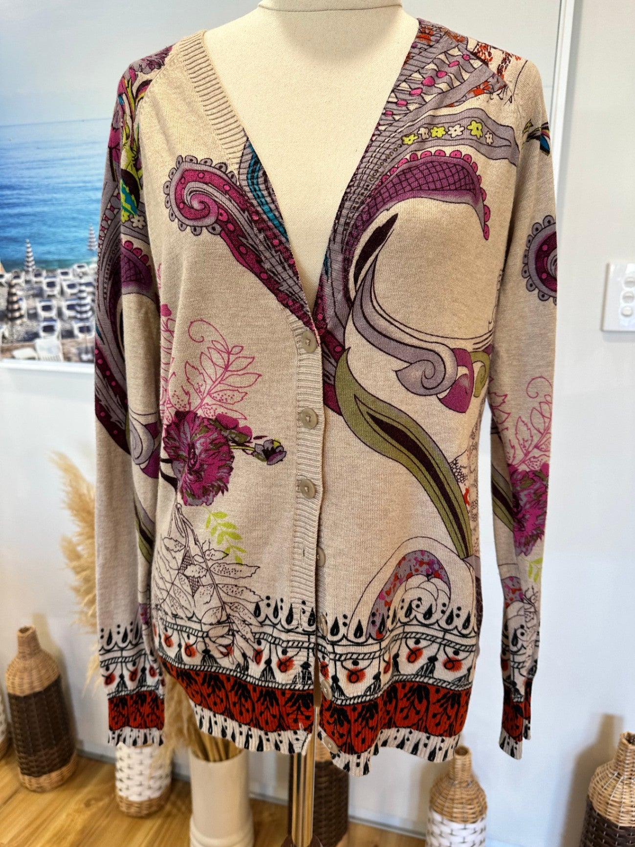Heine Cardigan - Medium - Beige w floral and abstract patterns