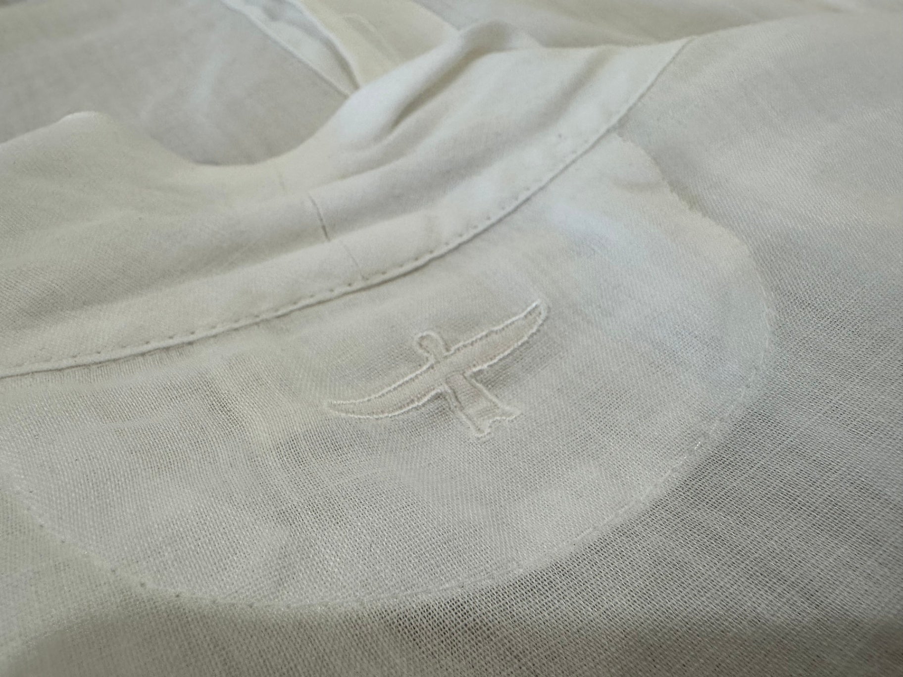 [SALE] Untouched World - Bamboo Shirt - Extra Large - White / Cream