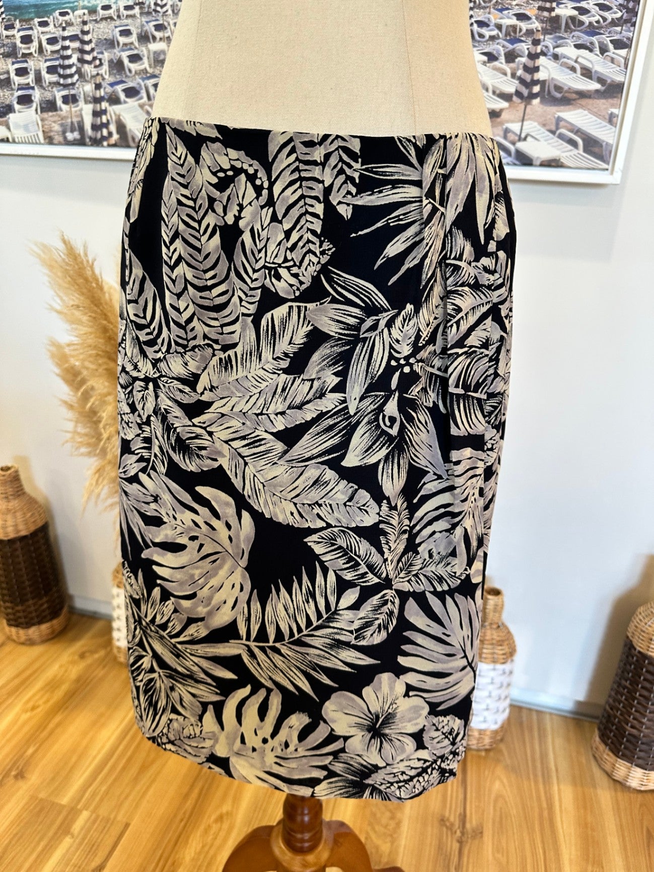 [SALE] Chaus - Summer Skirt - Size 16 - Black / Taupe / Grey