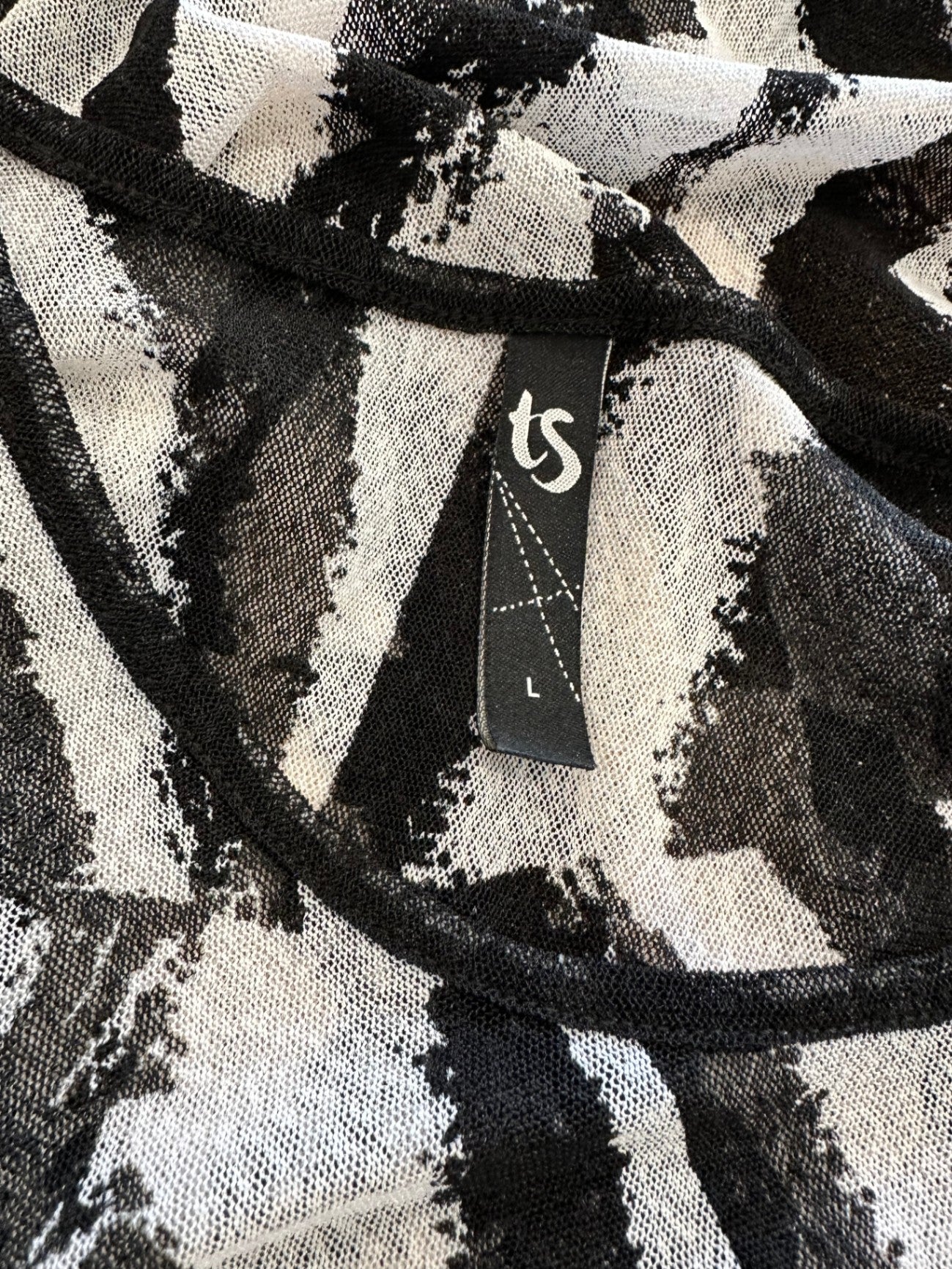 [SALE] Taking Shape - Dress - Size 16 - Black and white