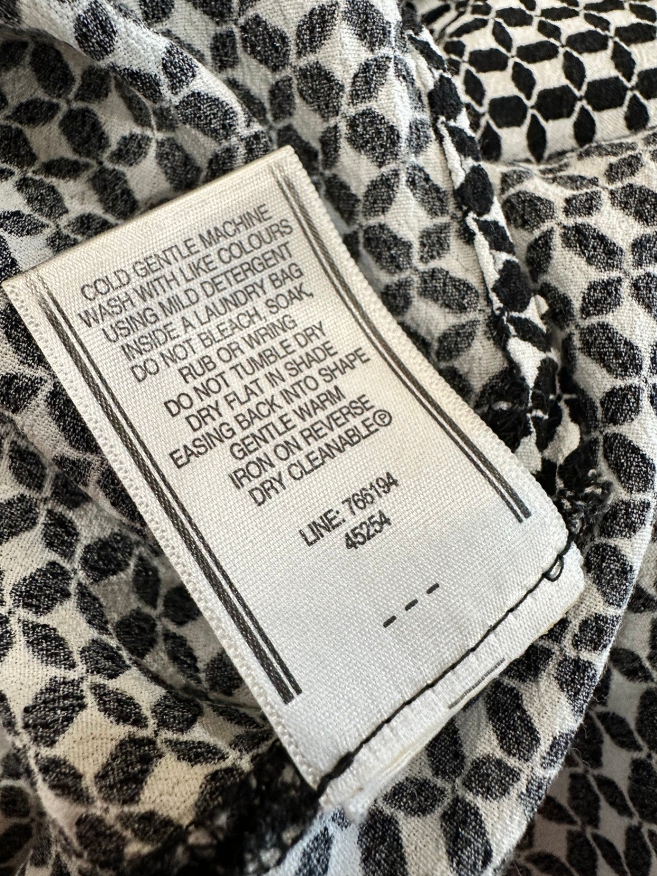 [SALE] Portmans Blouse - Size 10 - Black and White