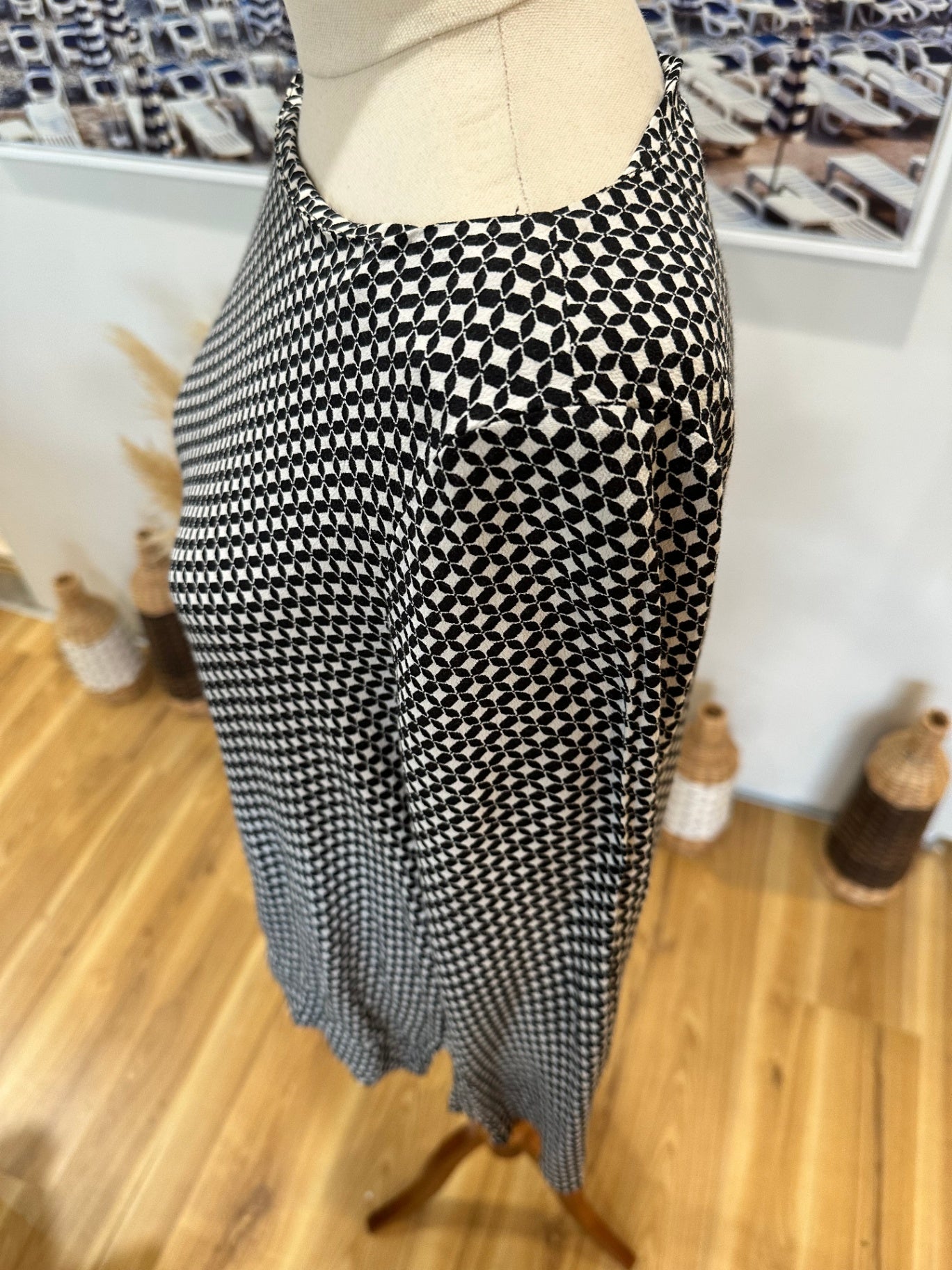 [SALE] Portmans Blouse - Size 10 - Black and White