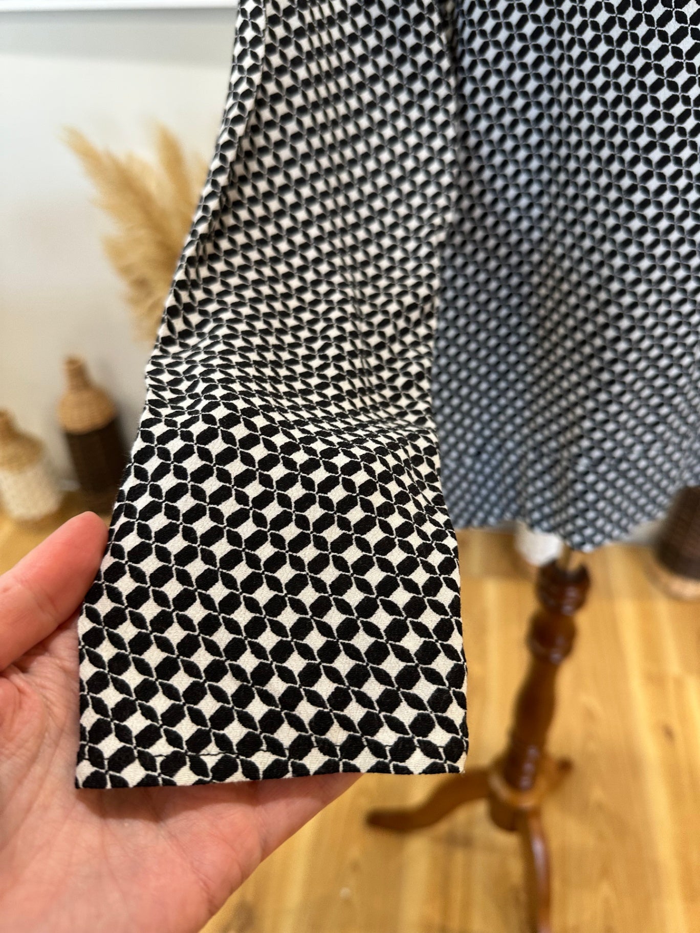 [SALE] Portmans Blouse - Size 10 - Black and White