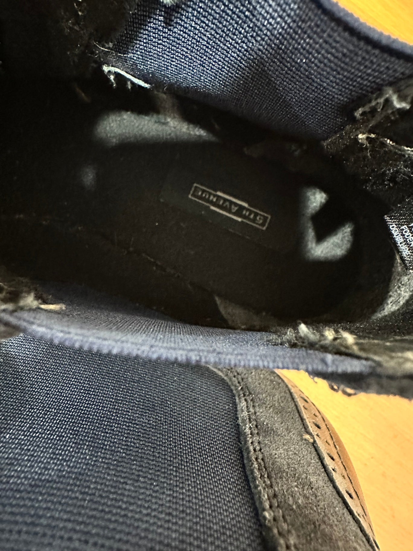 [SALE] 5th Avenue - Chelsea Boots - Leather and Suede - Size EU 39 Navy *some scratching at toe*