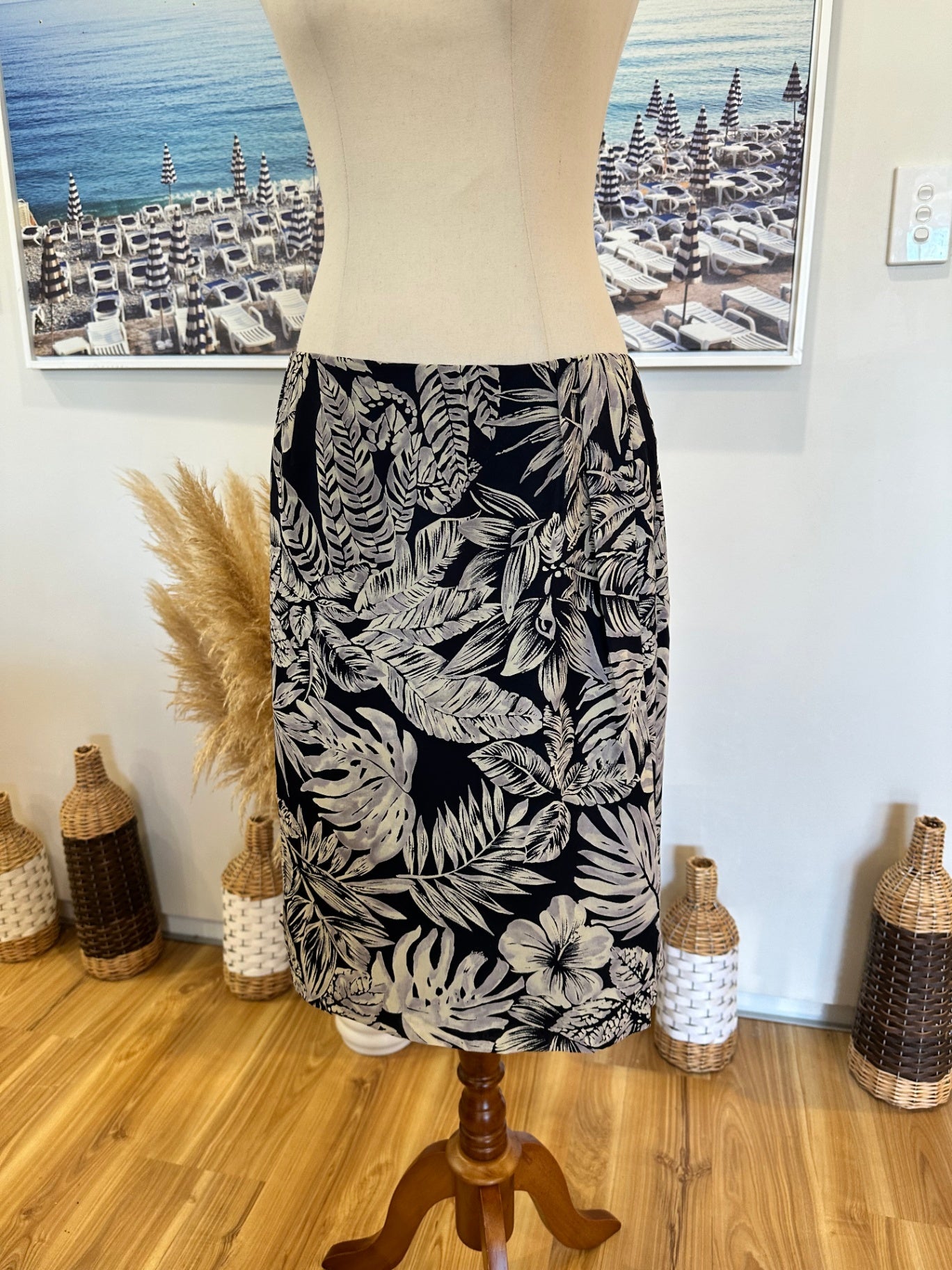 [SALE] Chaus - Summer Skirt - Size 16 - Black / Taupe / Grey