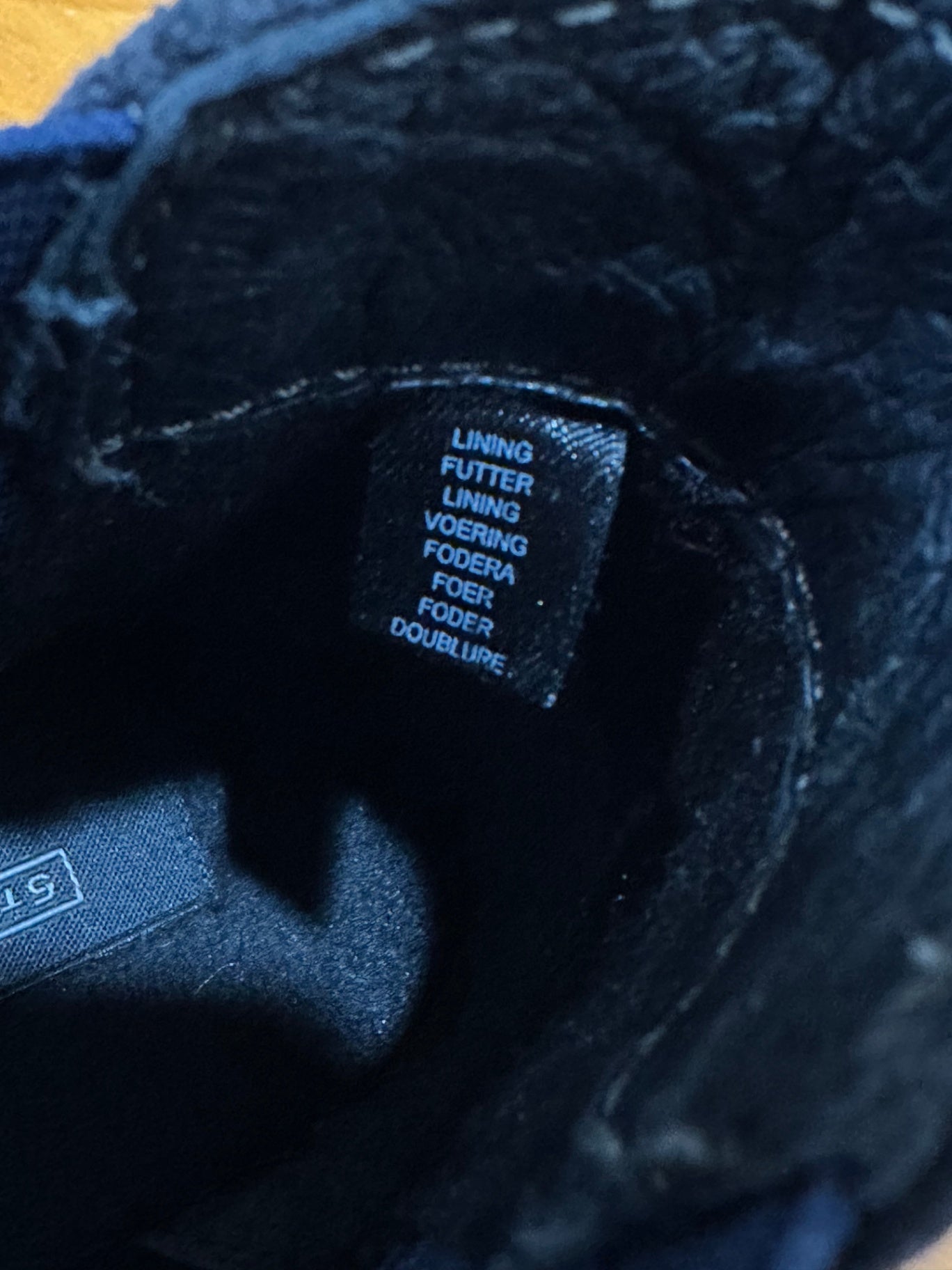 [SALE] 5th Avenue - Chelsea Boots - Leather and Suede - Size EU 39 Navy *some scratching at toe*