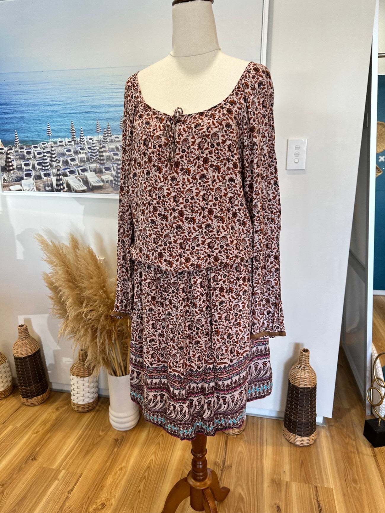 Espirit Dress 10 Multicolor (mainly brown, white, and hints of blue and purple)