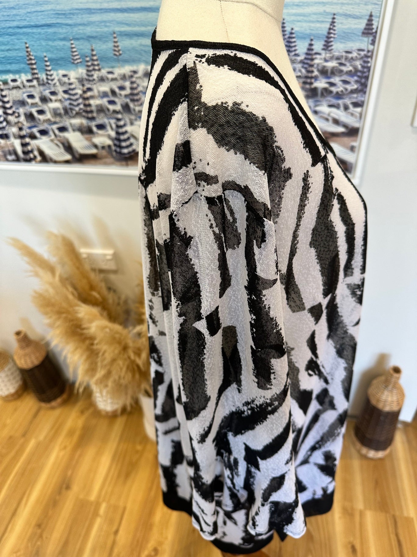 [SALE] Taking Shape - Dress - Size 16 - Black and white