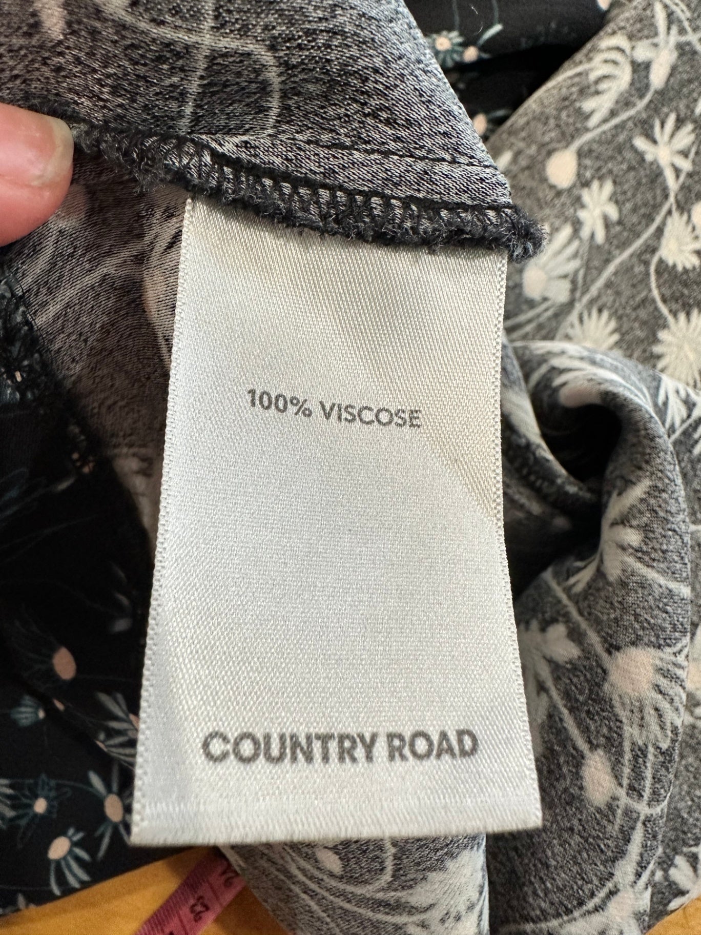 [SALE] Country Road - Dress - Size 6 - Navy w floral pattern