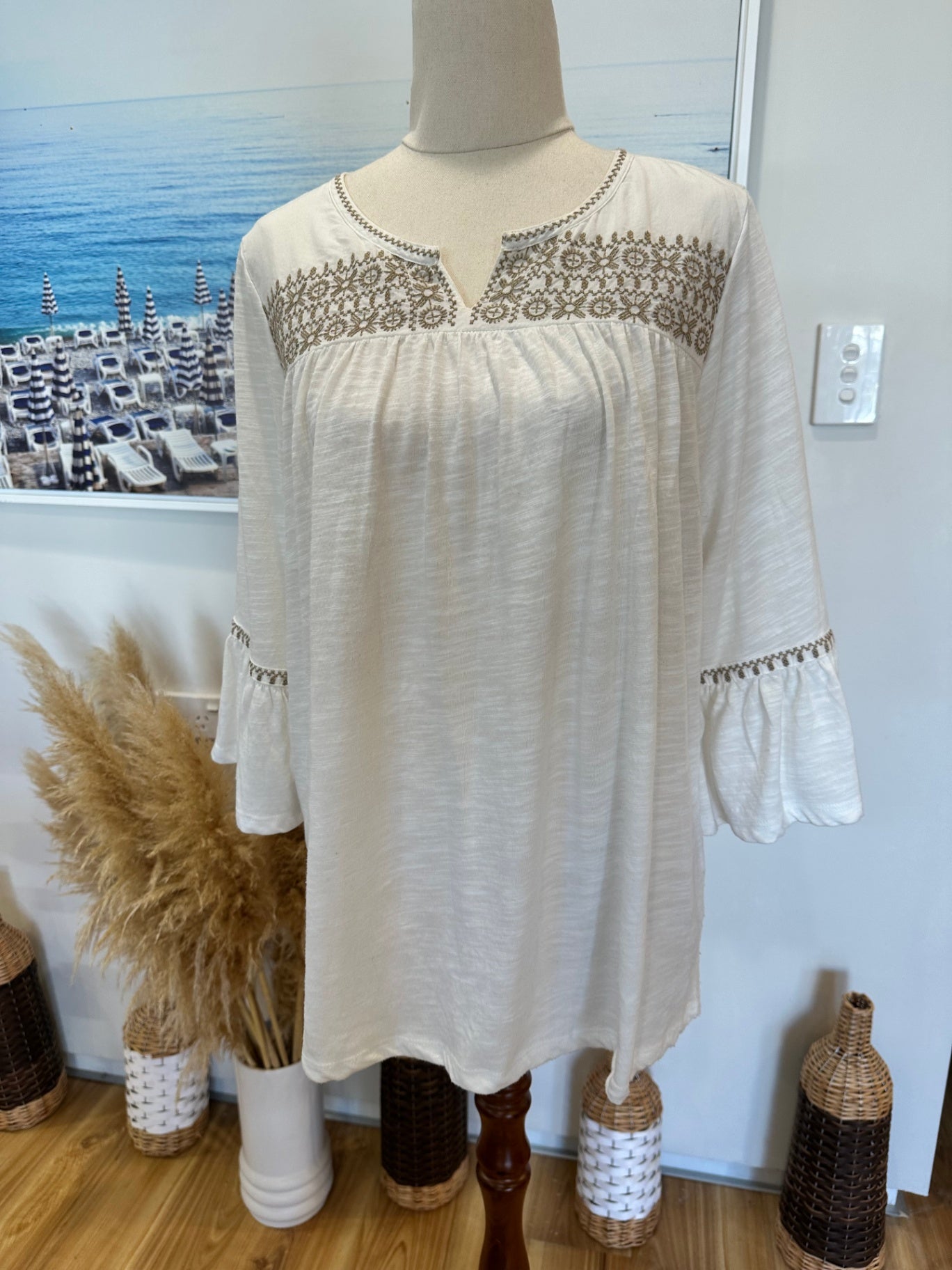 [SALE] Suzanne Grae - Boho Blouse - Medium - Cream w taupe embroidery