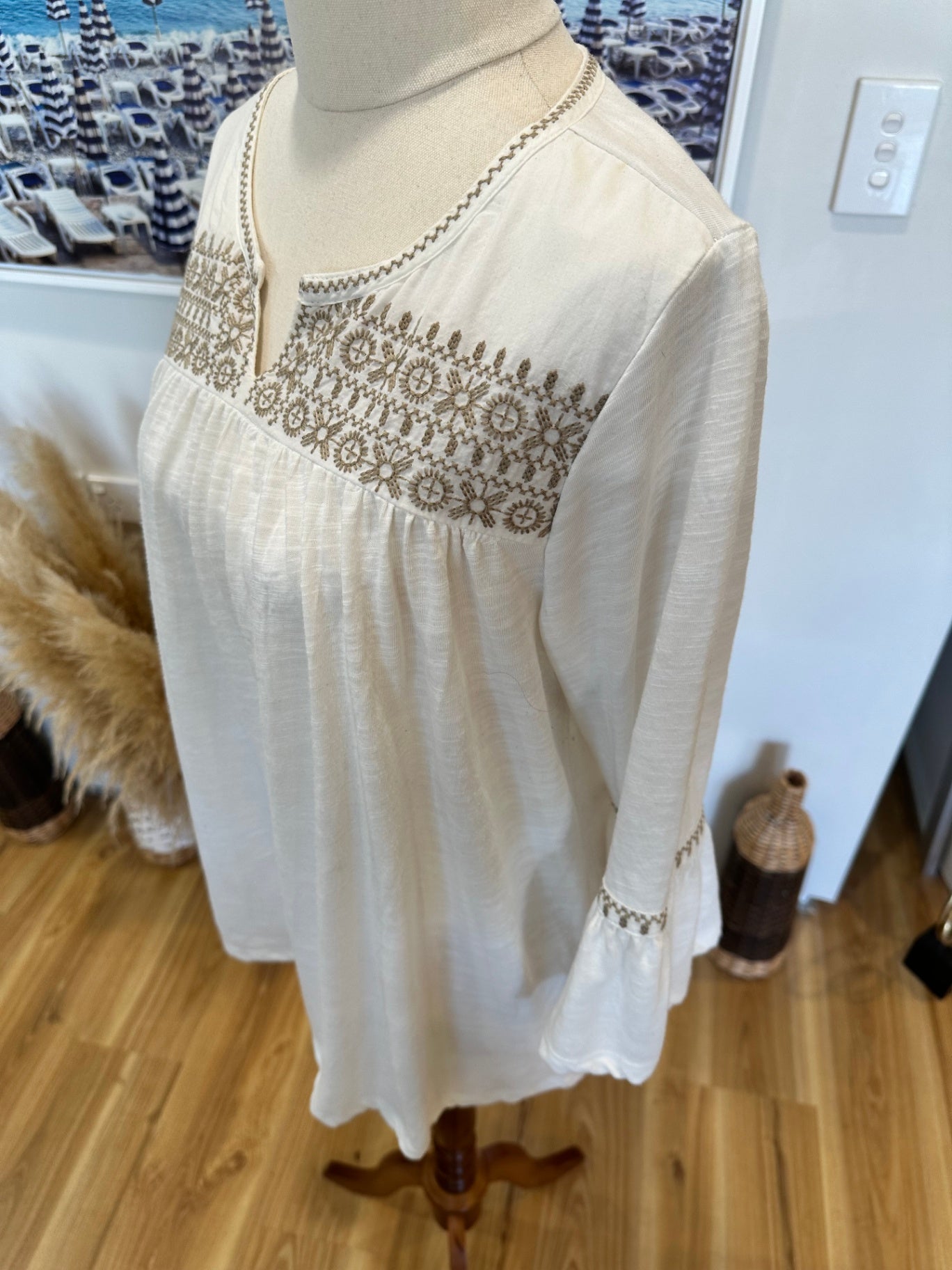 [SALE] Suzanne Grae - Boho Blouse - Medium - Cream w taupe embroidery