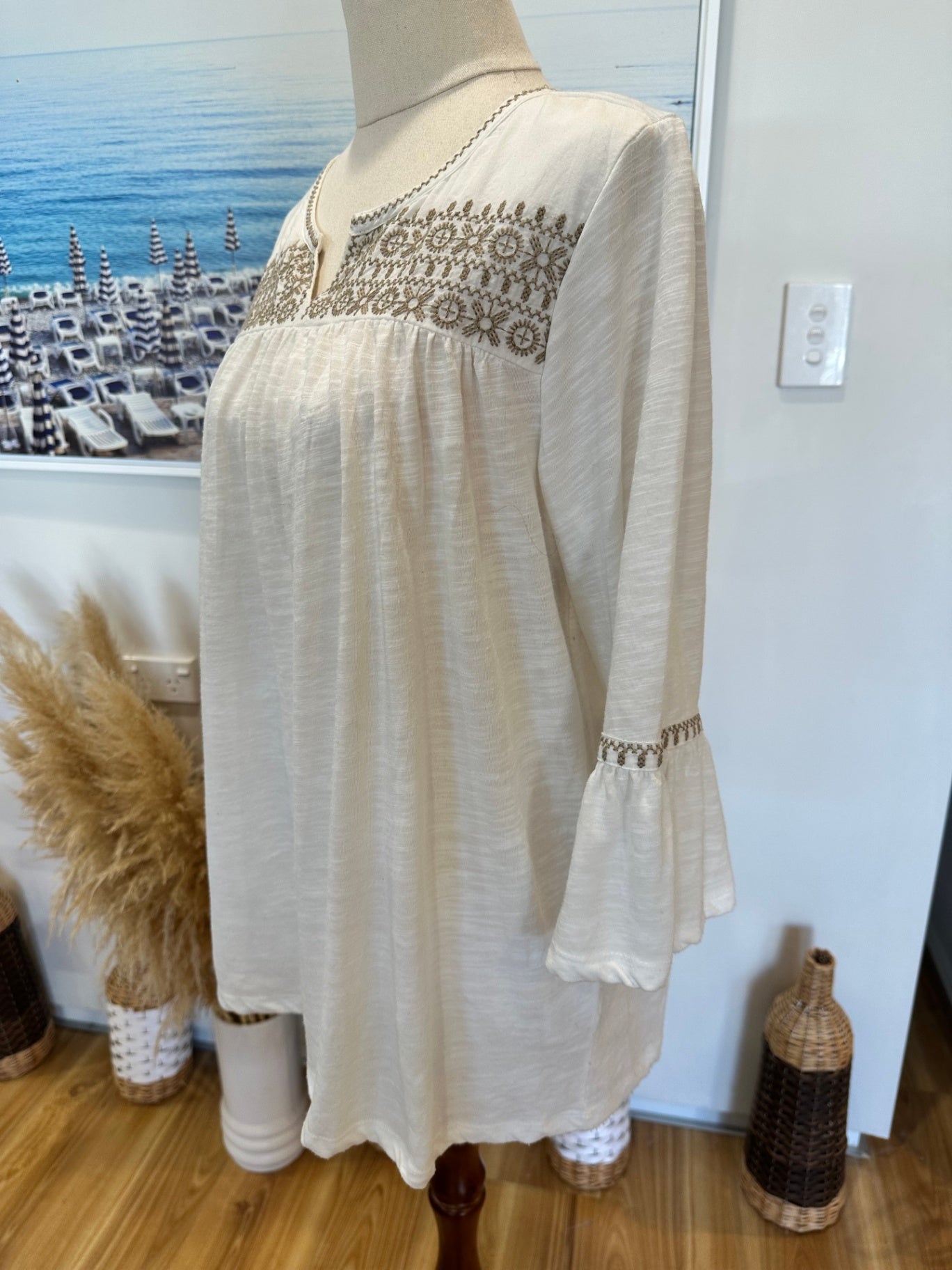 [SALE] Suzanne Grae - Boho Blouse - Medium - Cream w taupe embroidery
