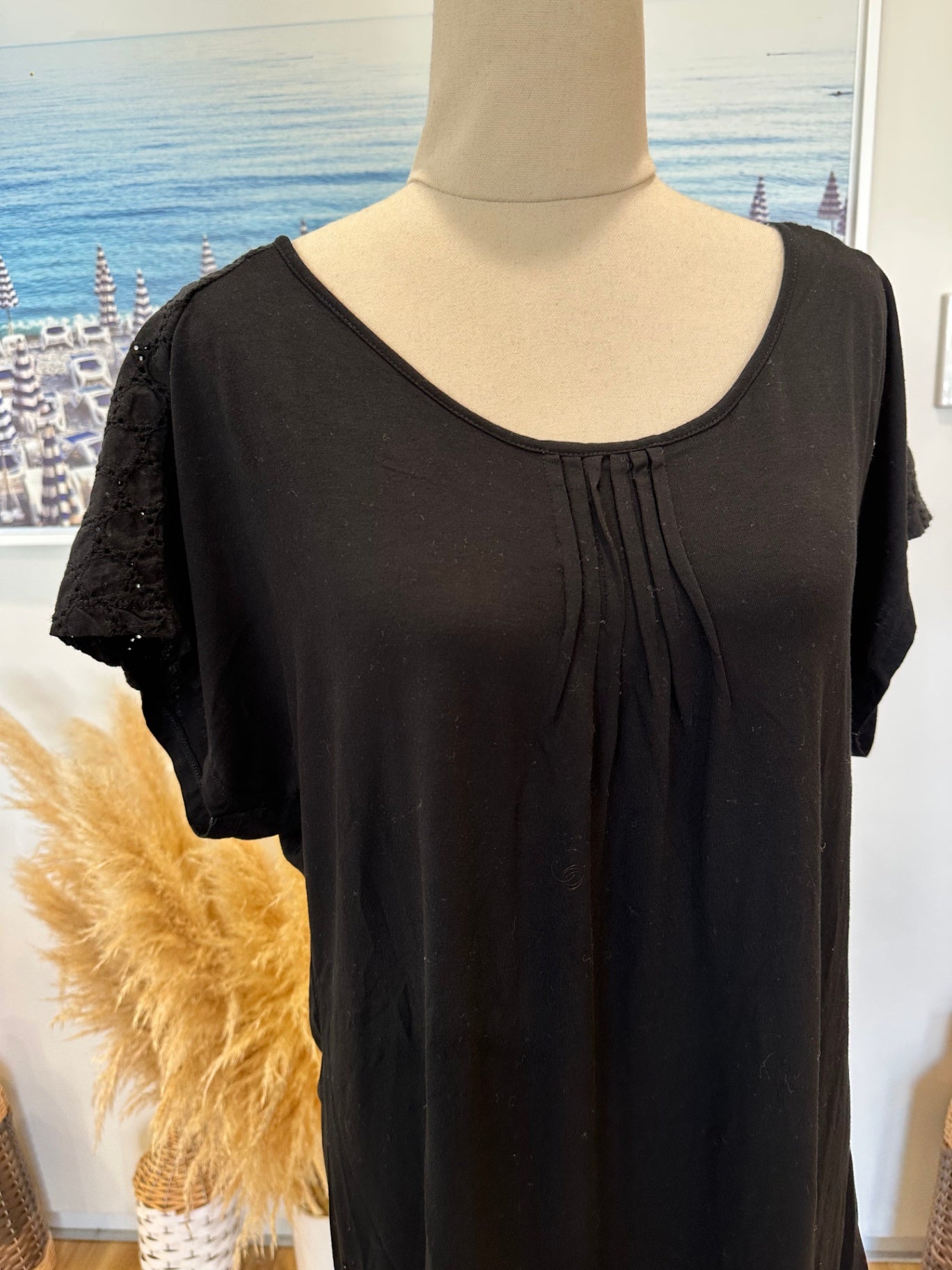 [SALE] David Jones - Top - Medium - Black w Lace feature