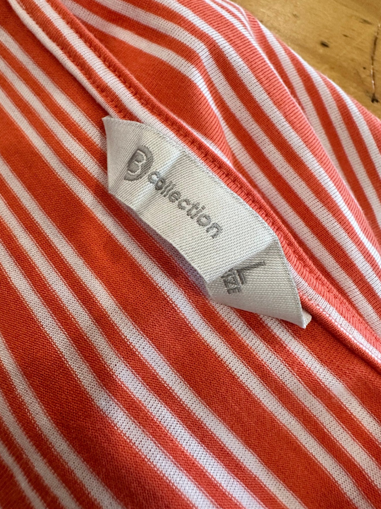 [SALE] T-Shirt - Large - Orange and White Stripes