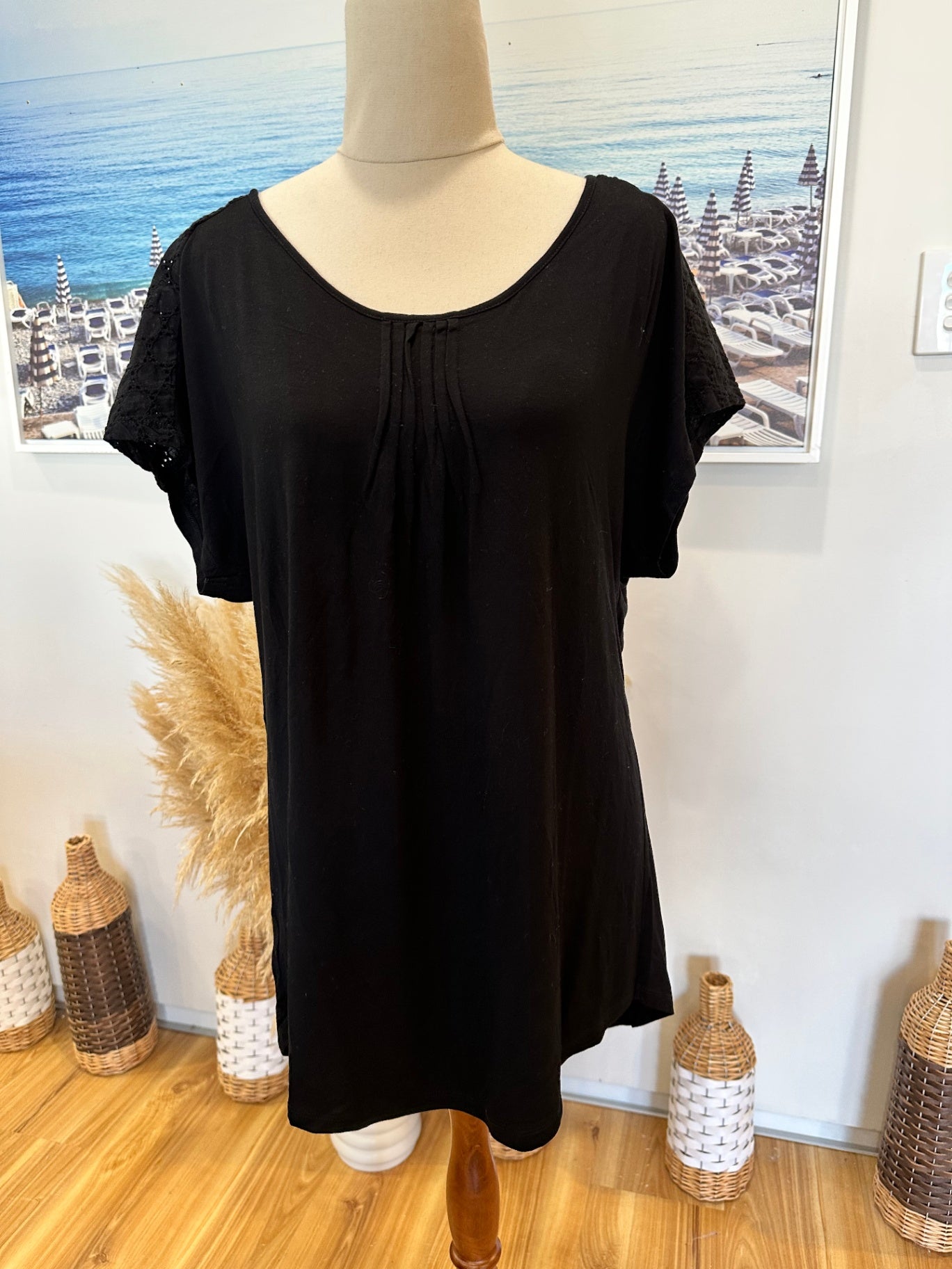 [SALE] David Jones - Top - Medium - Black w Lace feature