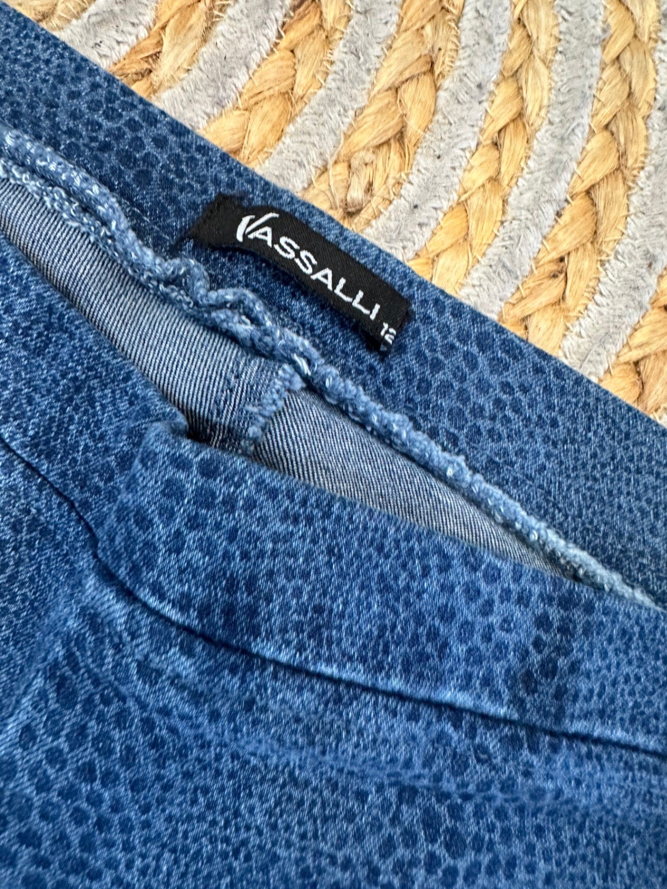 [SALE] Vassalli - Stretch Pants - Size 12 - Blue w Print