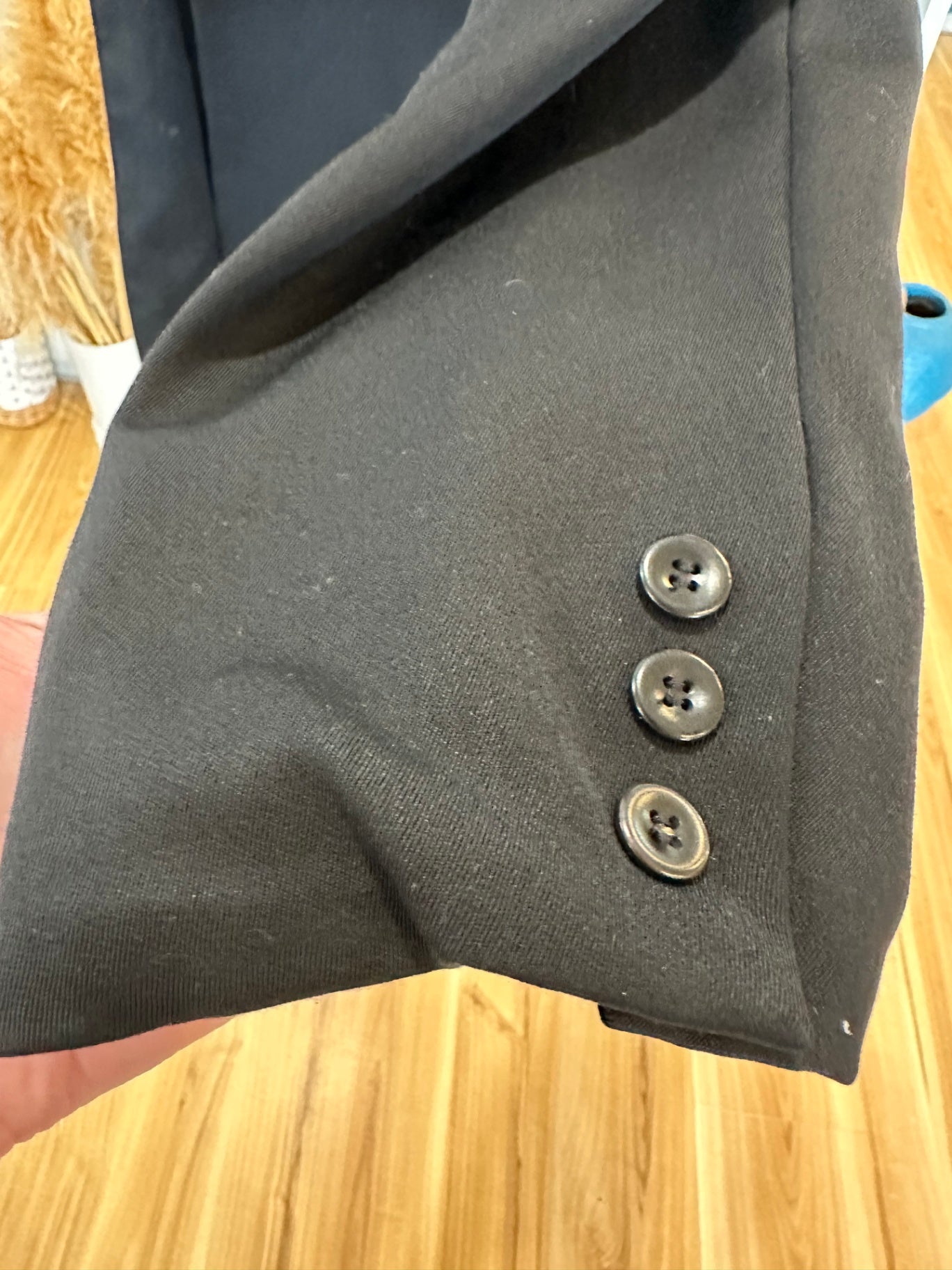 [SALE] Portfolio - Boxy Blazer - Size 10 - Black