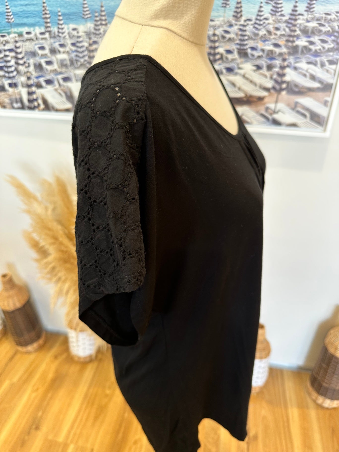 [SALE] David Jones - Top - Medium - Black w Lace feature