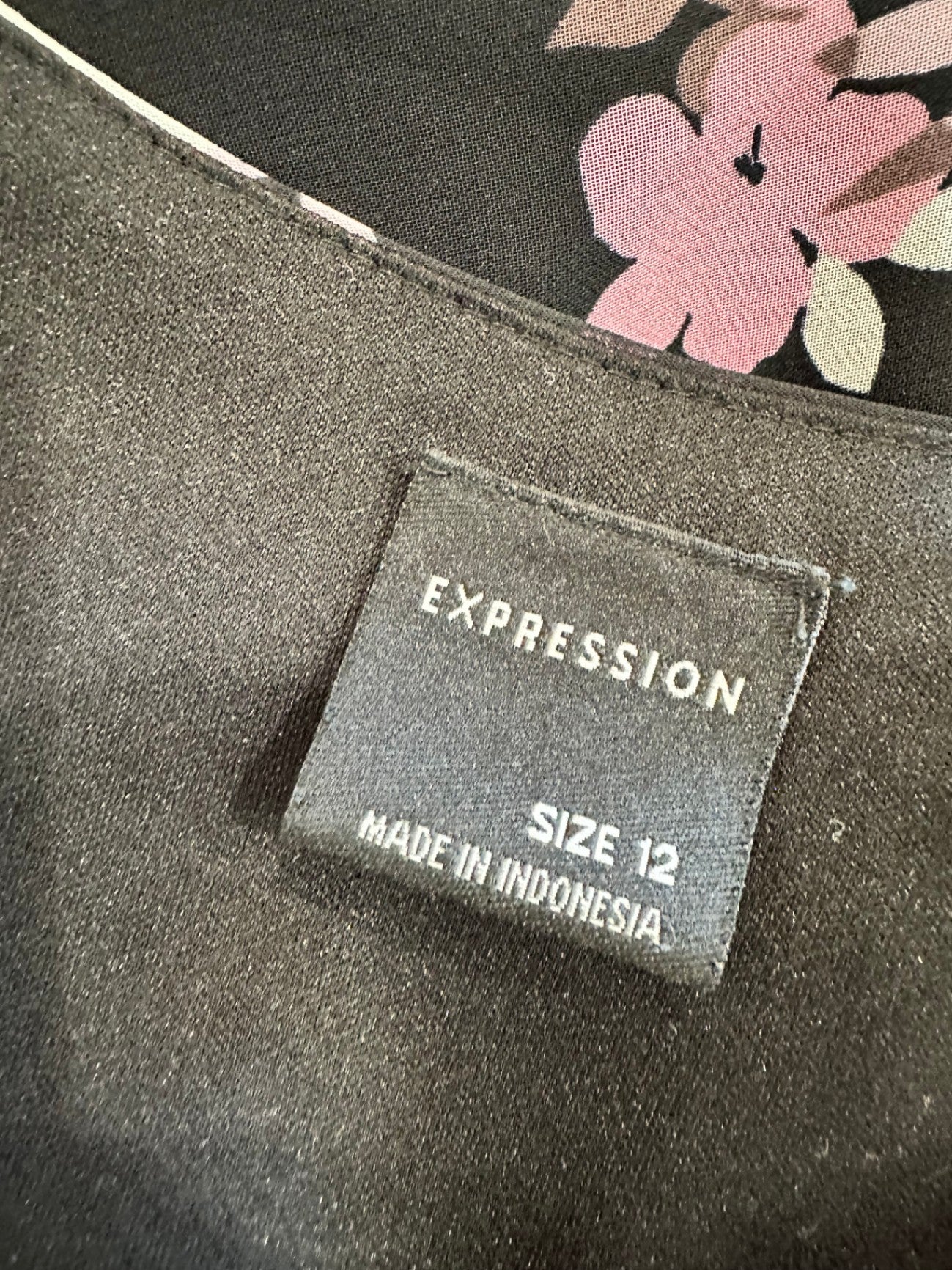[SALE] Expression - Blouse - Size 12 - Black with pink and white floral pattern