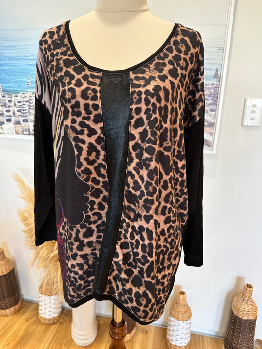 [SALE] Made in Italy - Top - Medium - Black w Silhouette