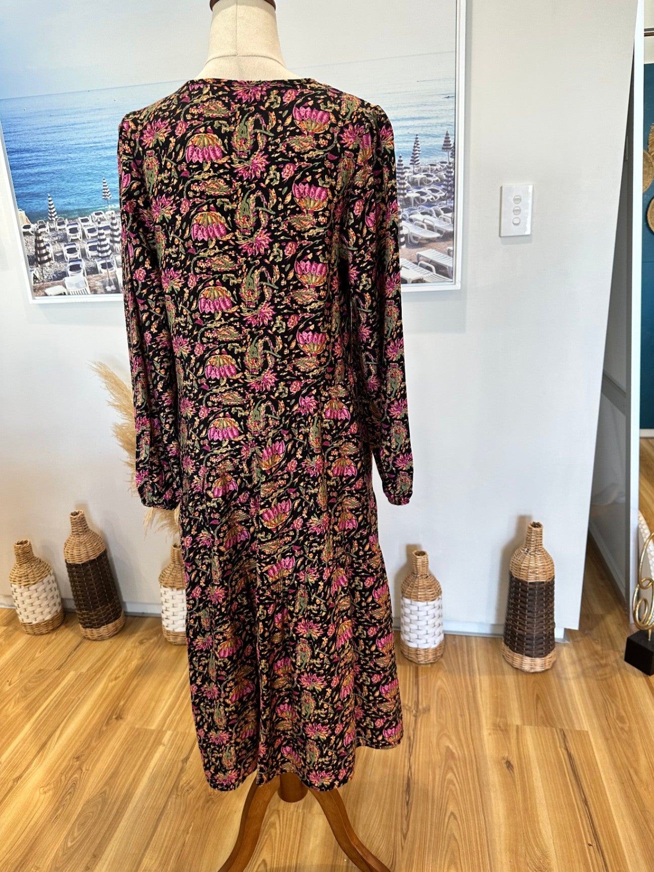 [SALE] Sunday Boho Dress Small - Black w Purple flowers