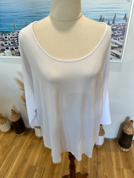 [SALE] White Batwing Top - Small / Medium