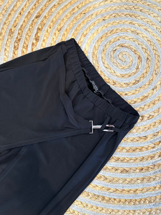 [SALE] Roxanne - Black Culottes - Size 8