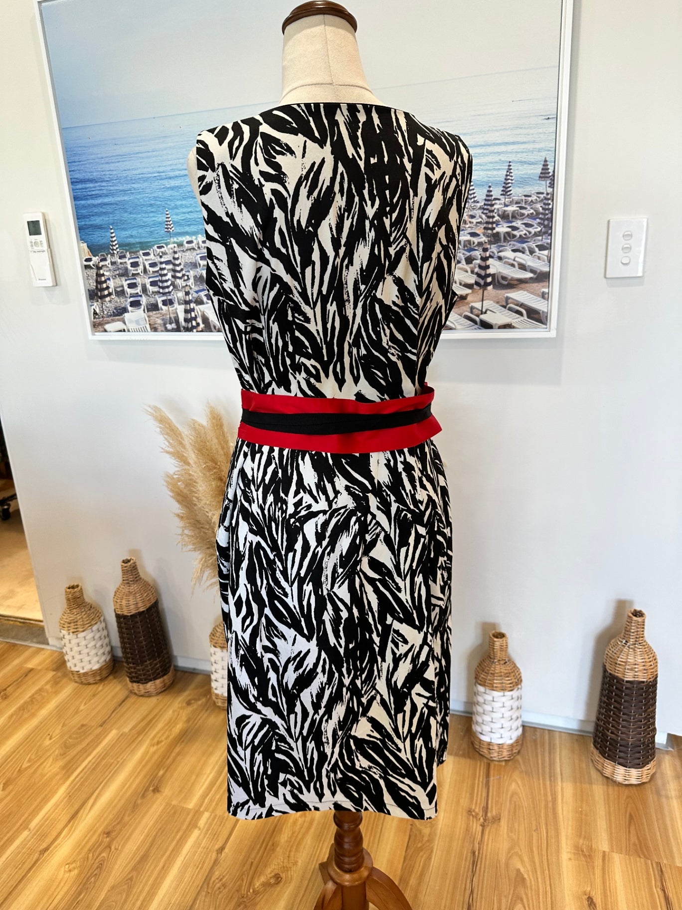 [SALE] Carolyn Barker Dress Medium Black and white