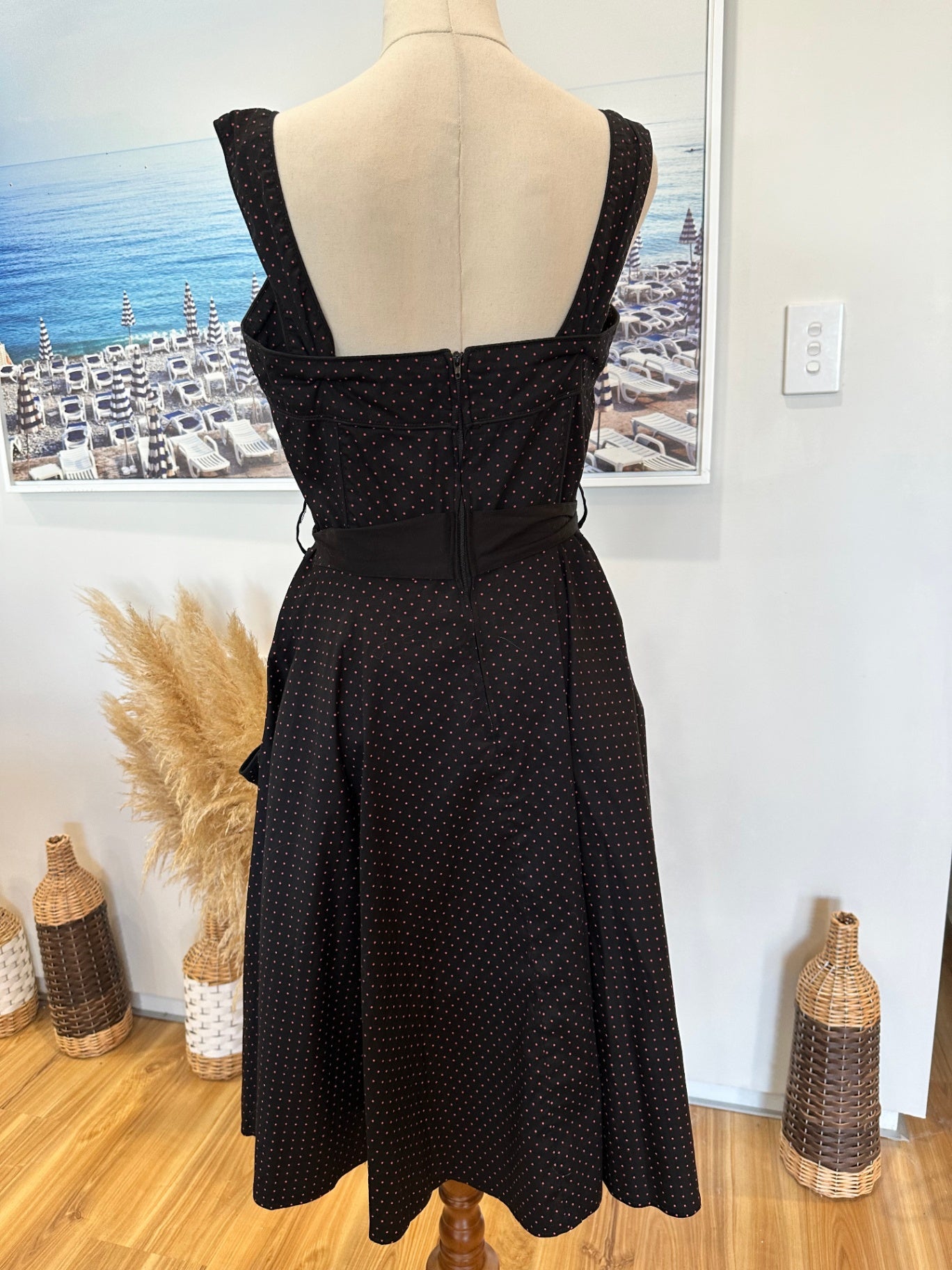 [SALE] Hell Bunny - Dress - Medium - Black with red accents