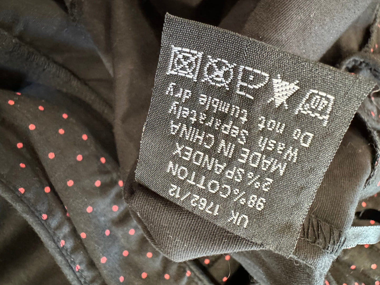 [SALE] Hell Bunny - Dress - Medium - Black with red accents