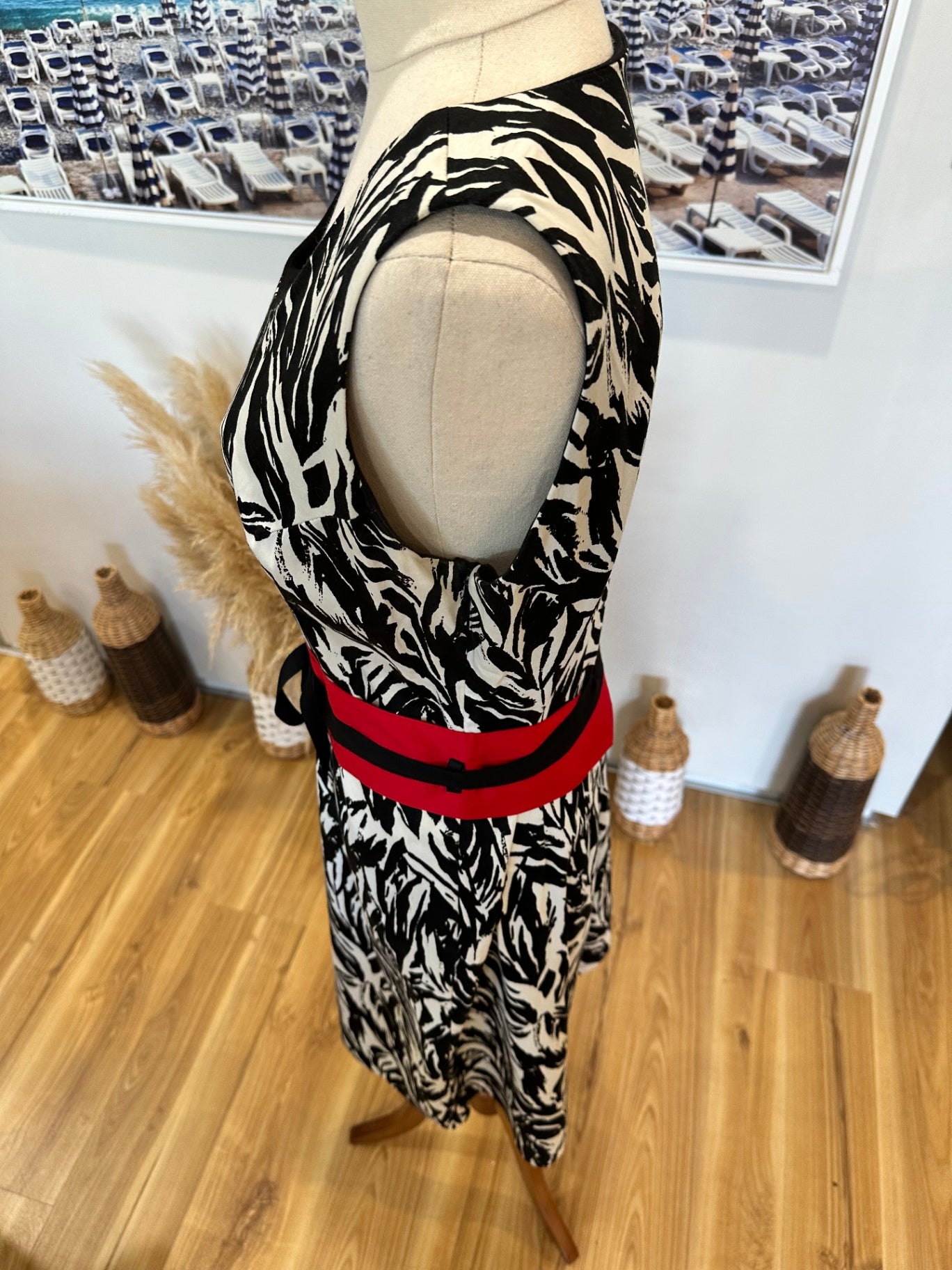 [SALE] Carolyn Barker Dress Medium Black and white