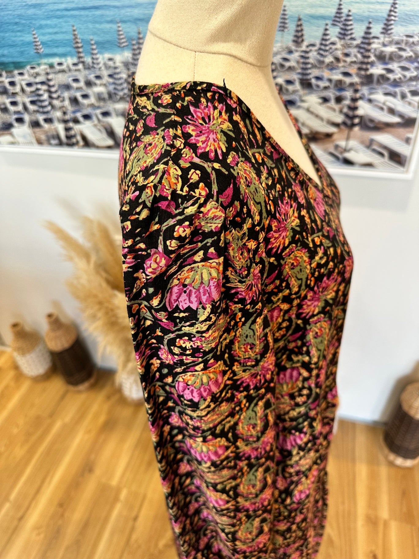 [SALE] Sunday Boho Dress Small - Black w Purple flowers