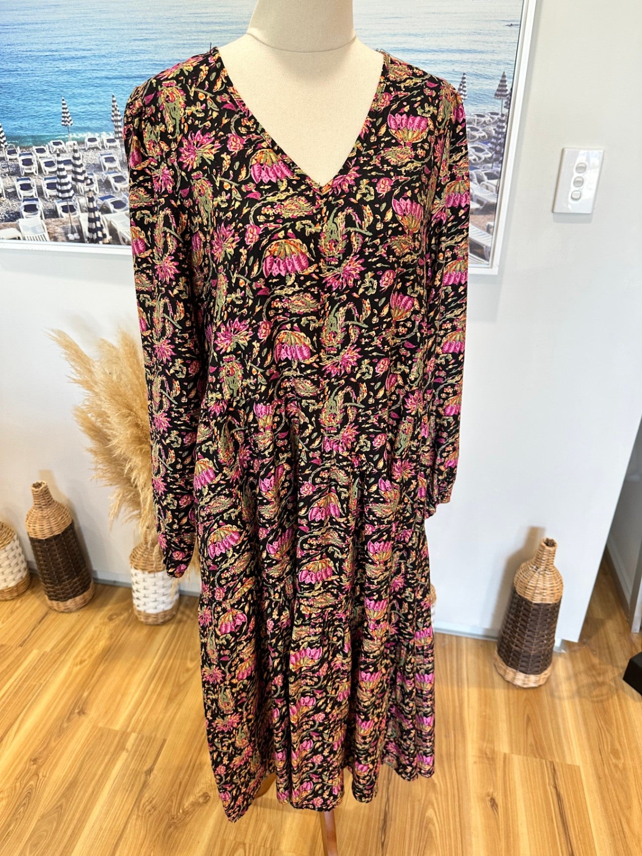 [SALE] Sunday Boho Dress Small - Black w Purple flowers