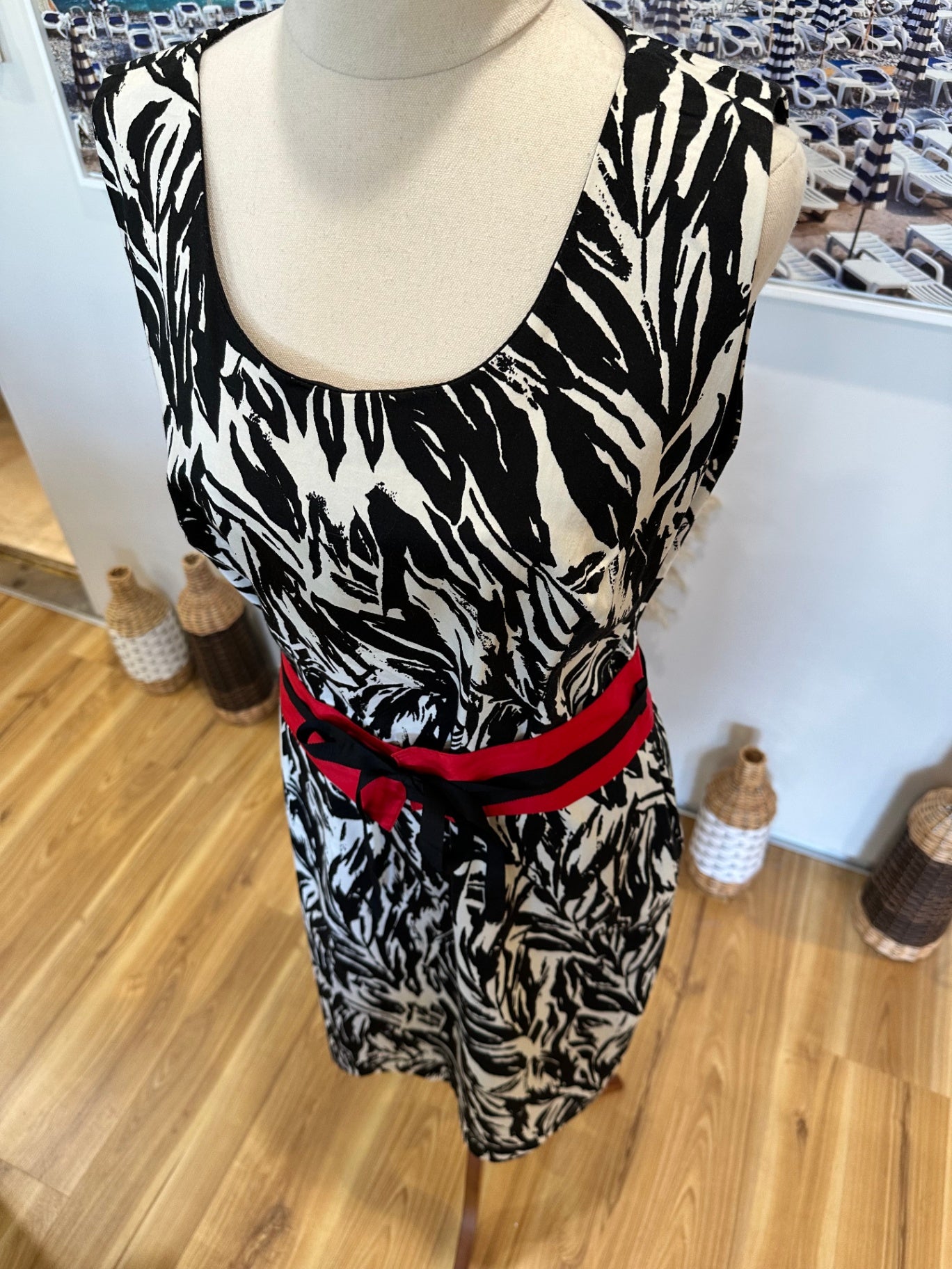 [SALE] Carolyn Barker Dress Medium Black and white