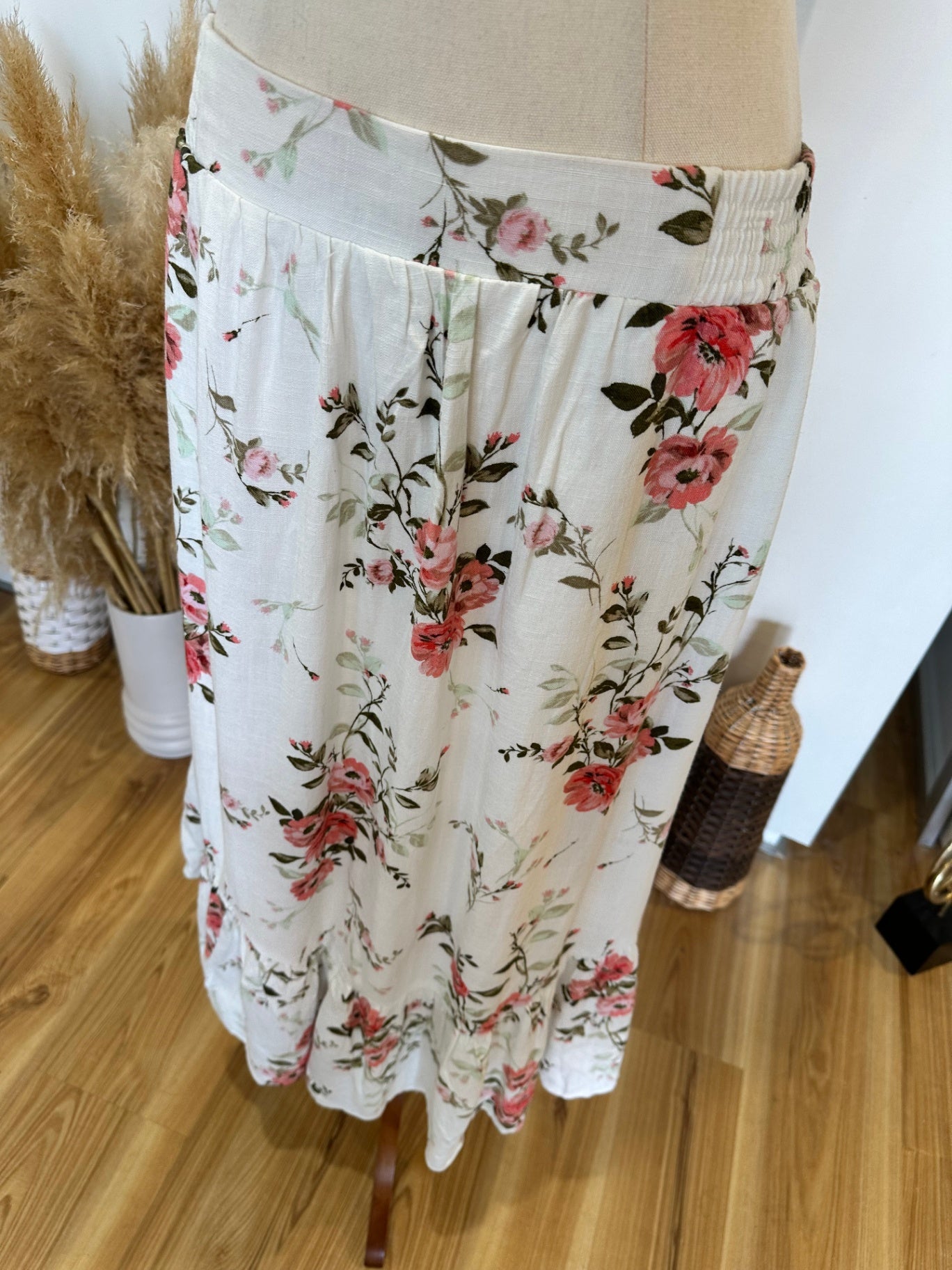 Linen blend Skirt - Size 12 - Cream with pink and green floral pattern