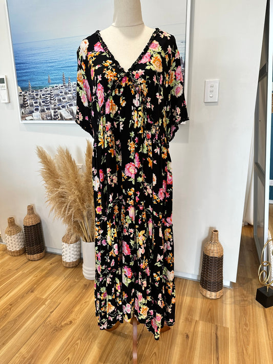 Zen Garden - Maxi Dress - Medium - Black w Florals