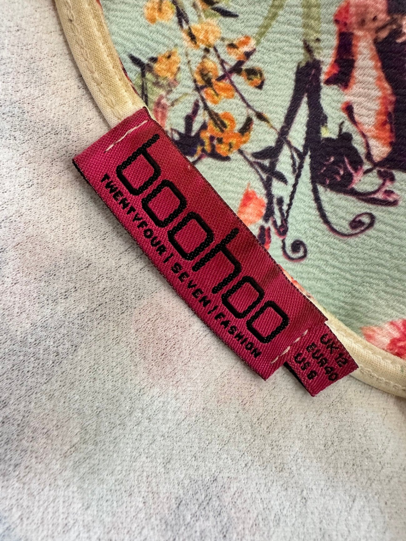 Boohoo - Longline Vest - Size 12 - Mint + Floral