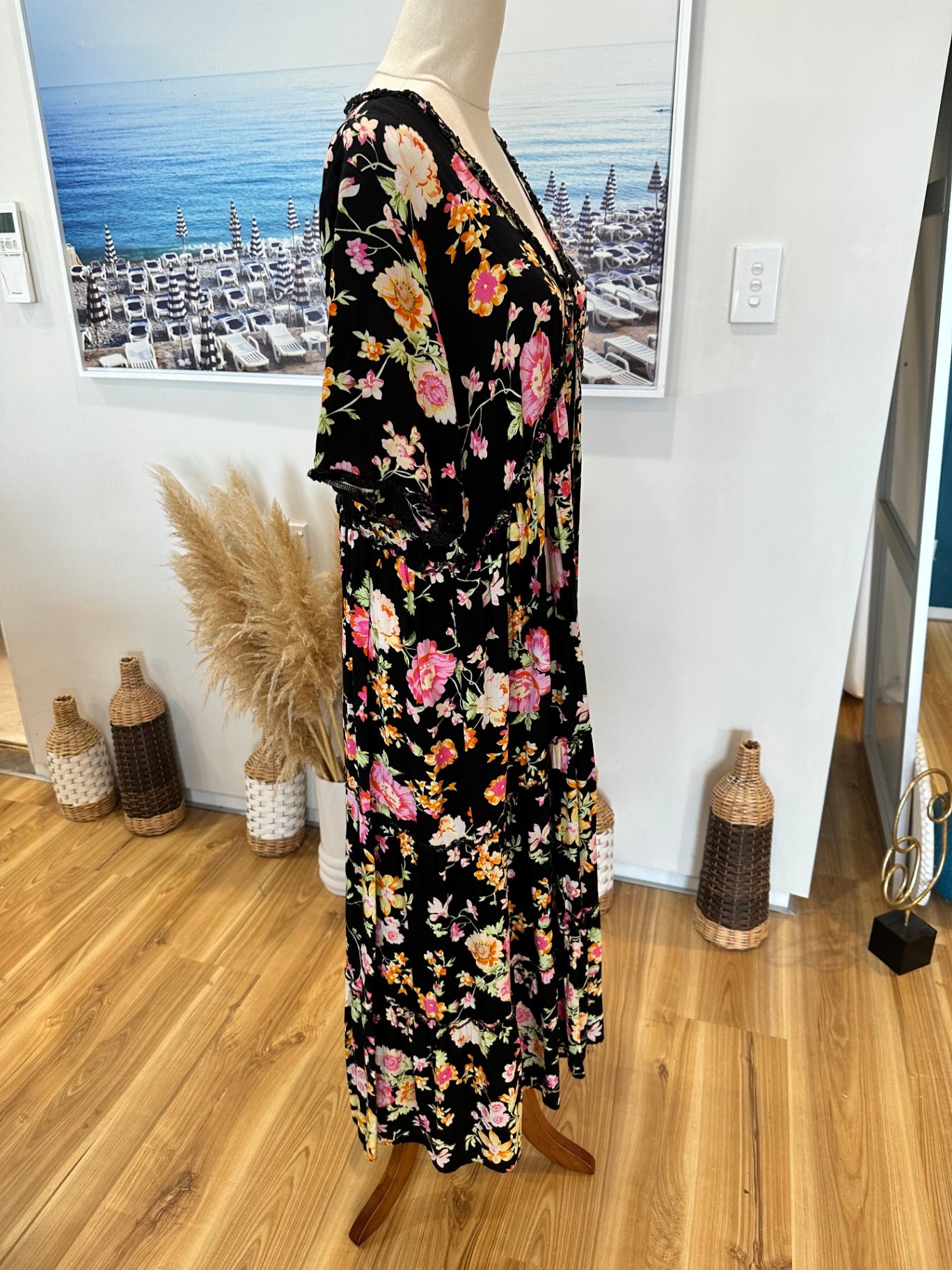 Zen Garden - Maxi Dress - Medium - Black w Florals