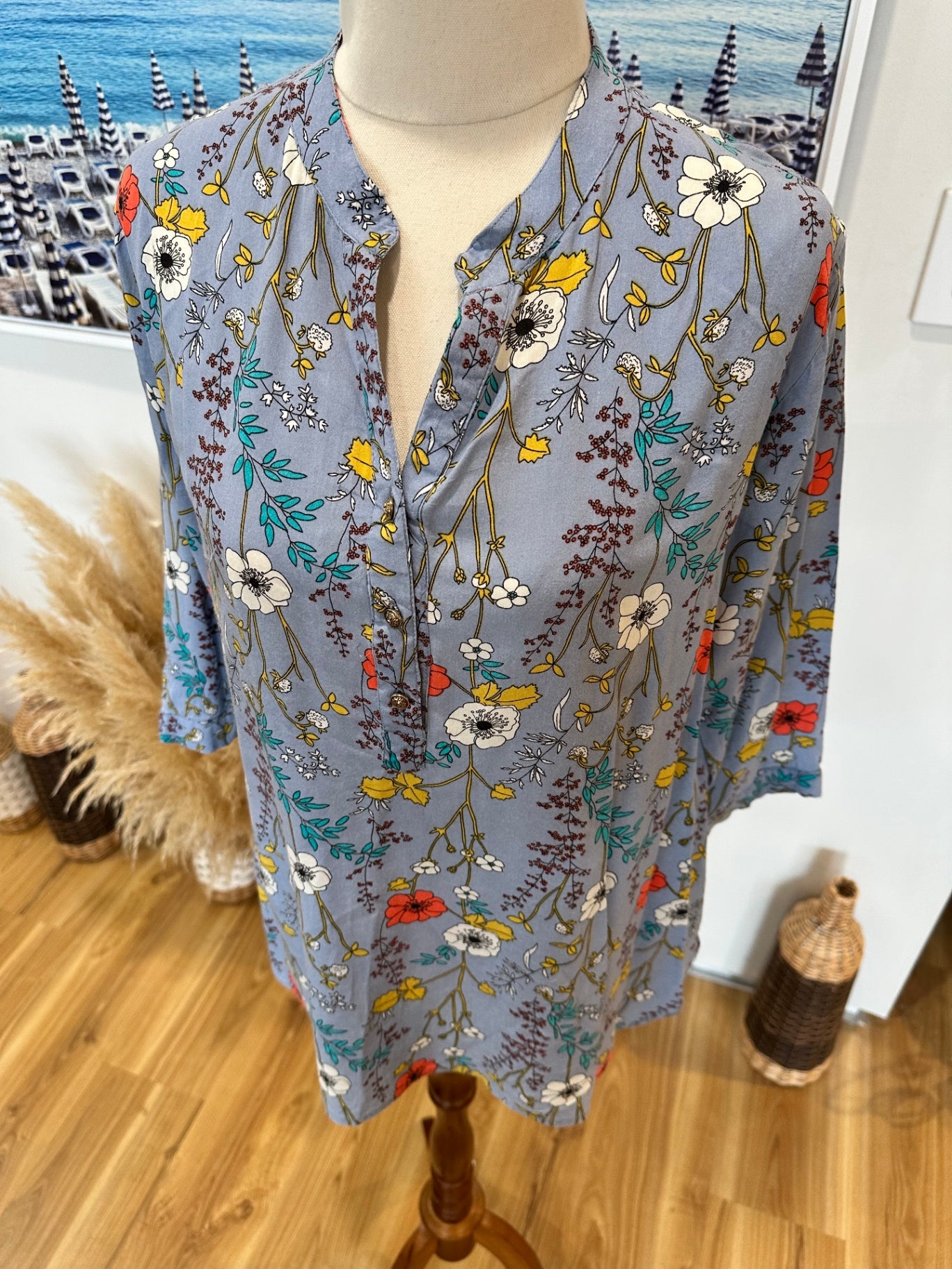 Pioneer - Bohemian Blouse - Small / Medium - Light blue with floral